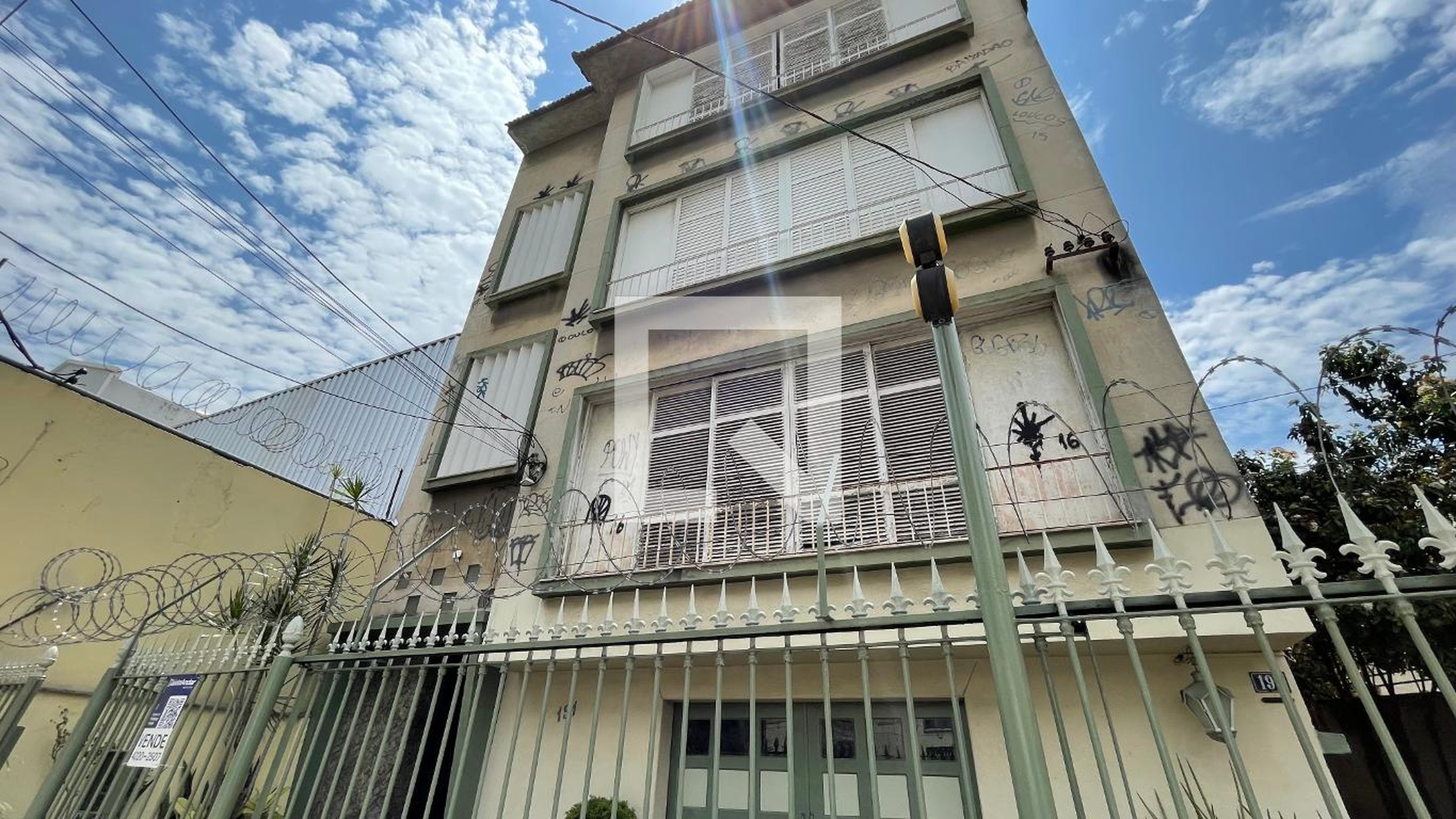 Fachada Condomínio em Rua Aristídes Lôbo, 191