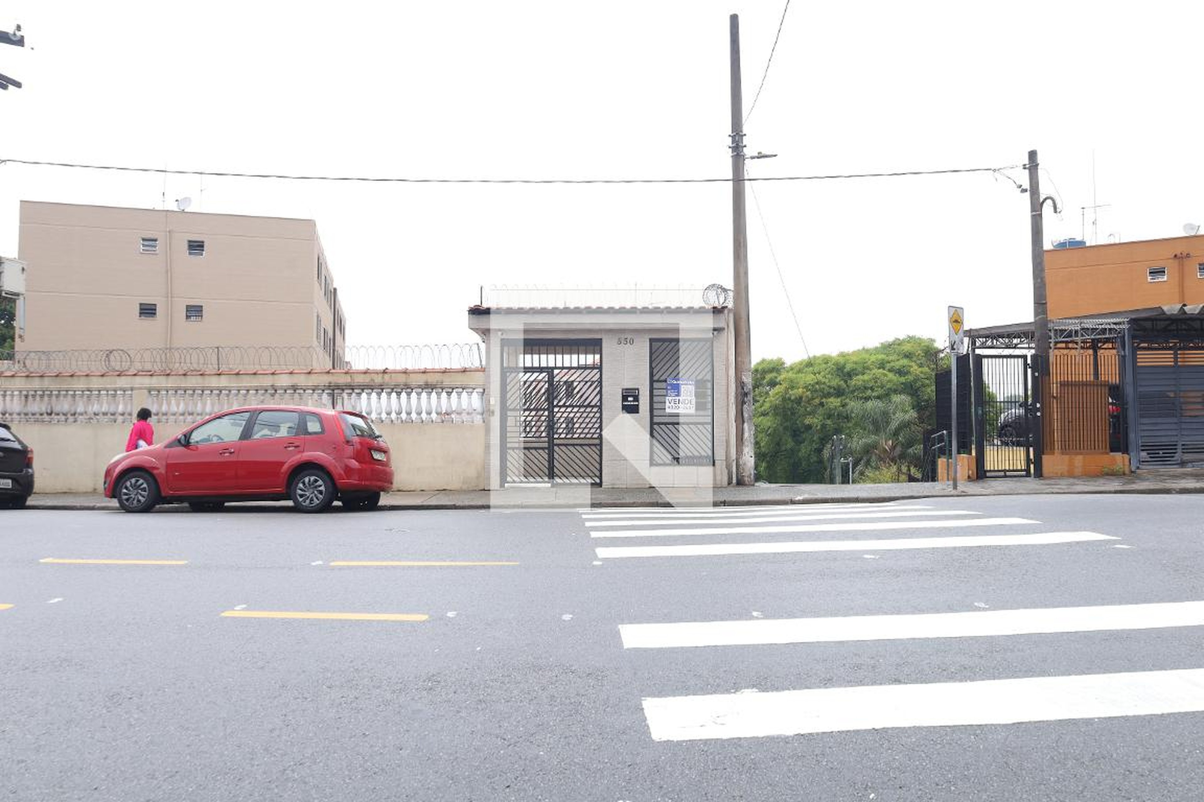 Fachada do condomínio Condomínio Alamandas Quatro