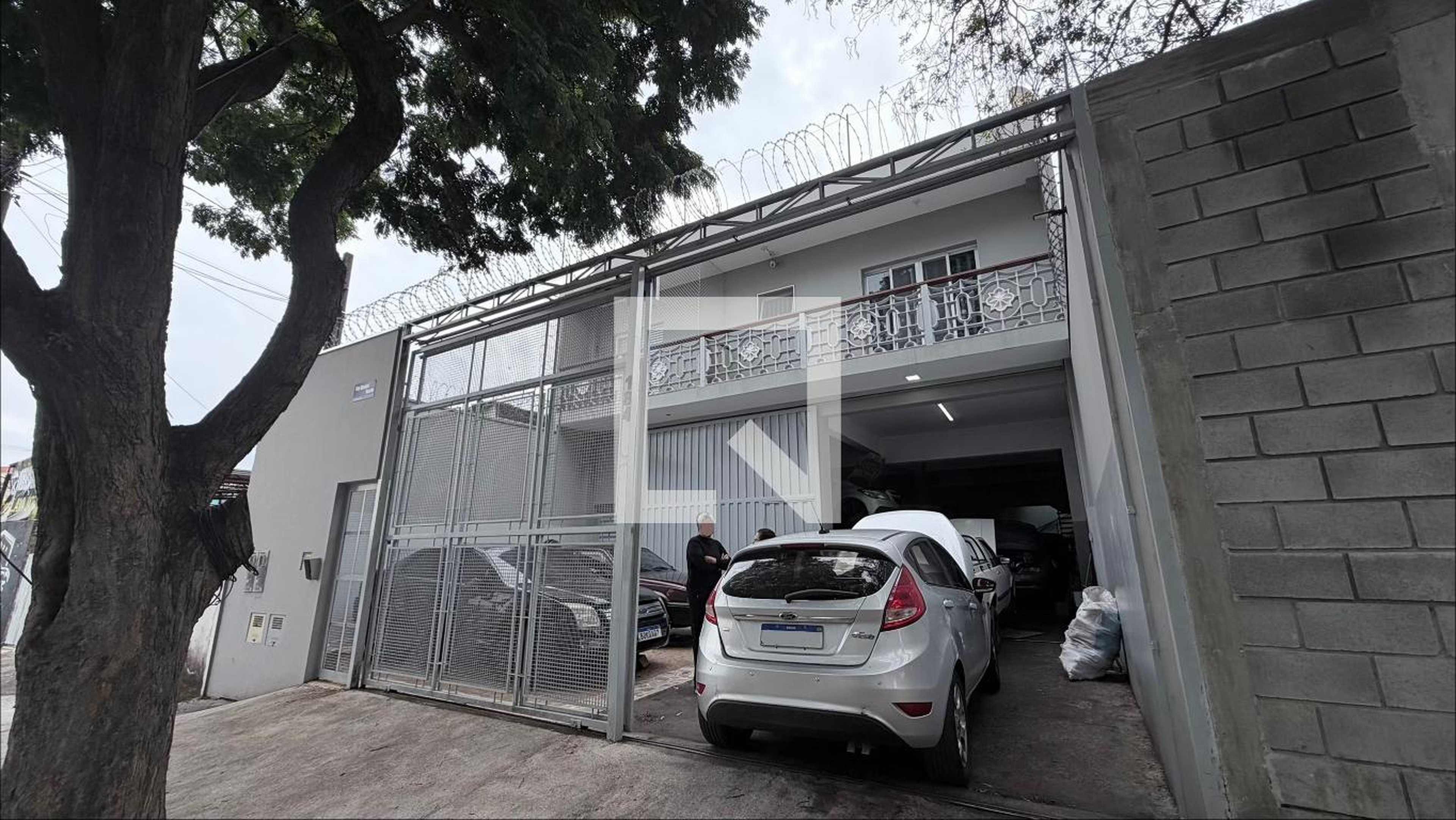 Fachada Condomínio em Rua Giovanni Rocela, 184