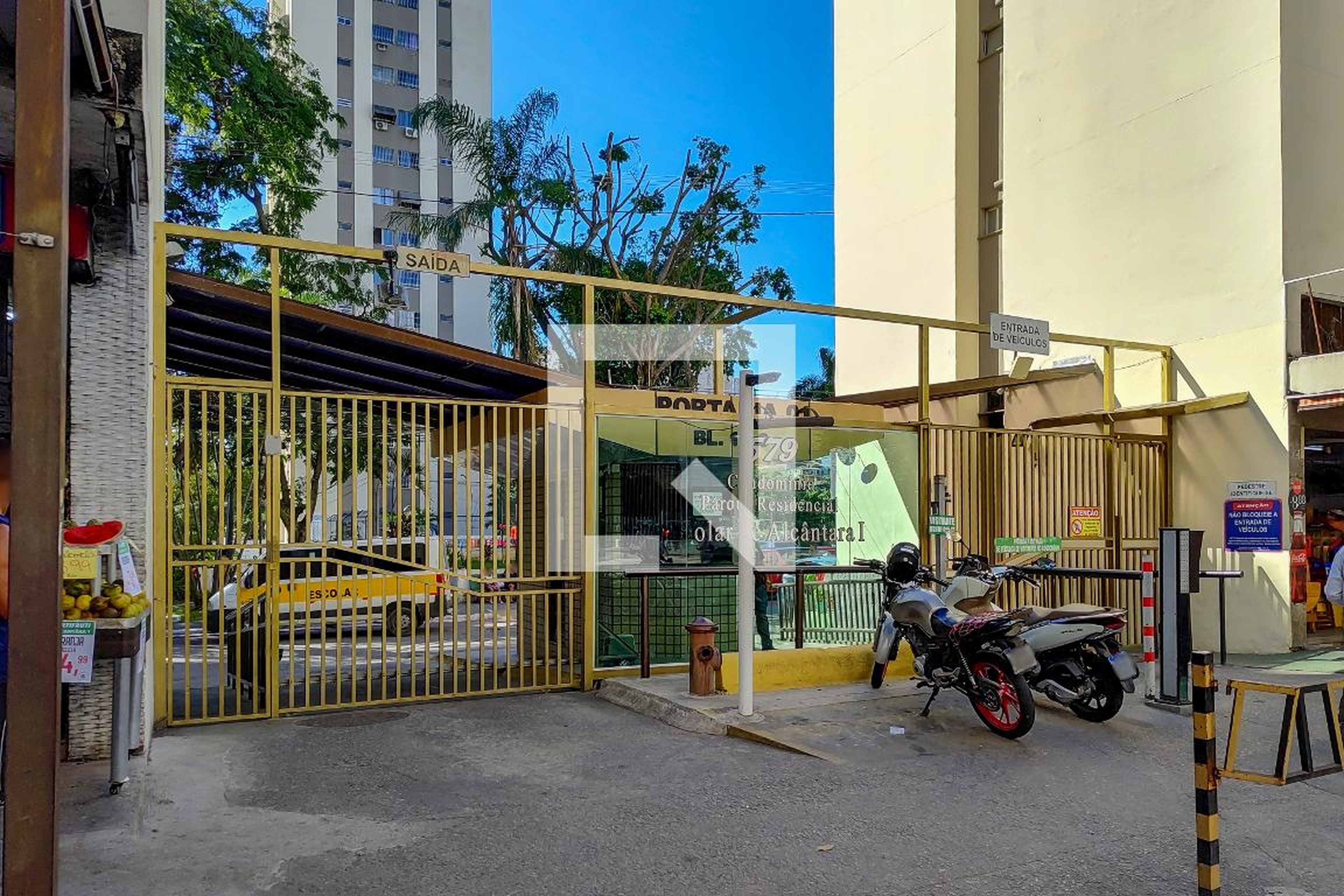 Fachada do condomínio Condomínio Parque Residencial Solar de Alcântara