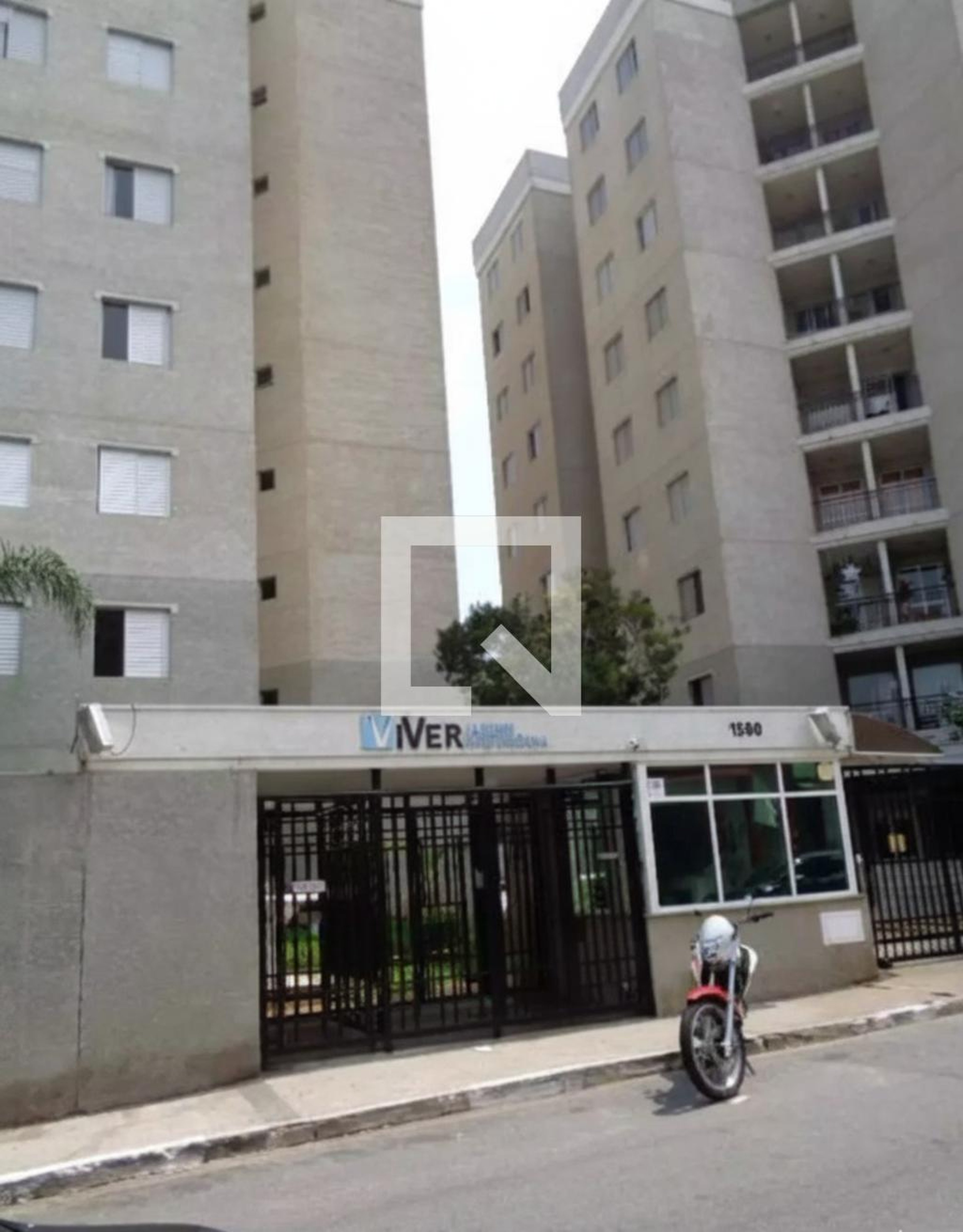 Fachada Condomínio em Rua Anny, 1380