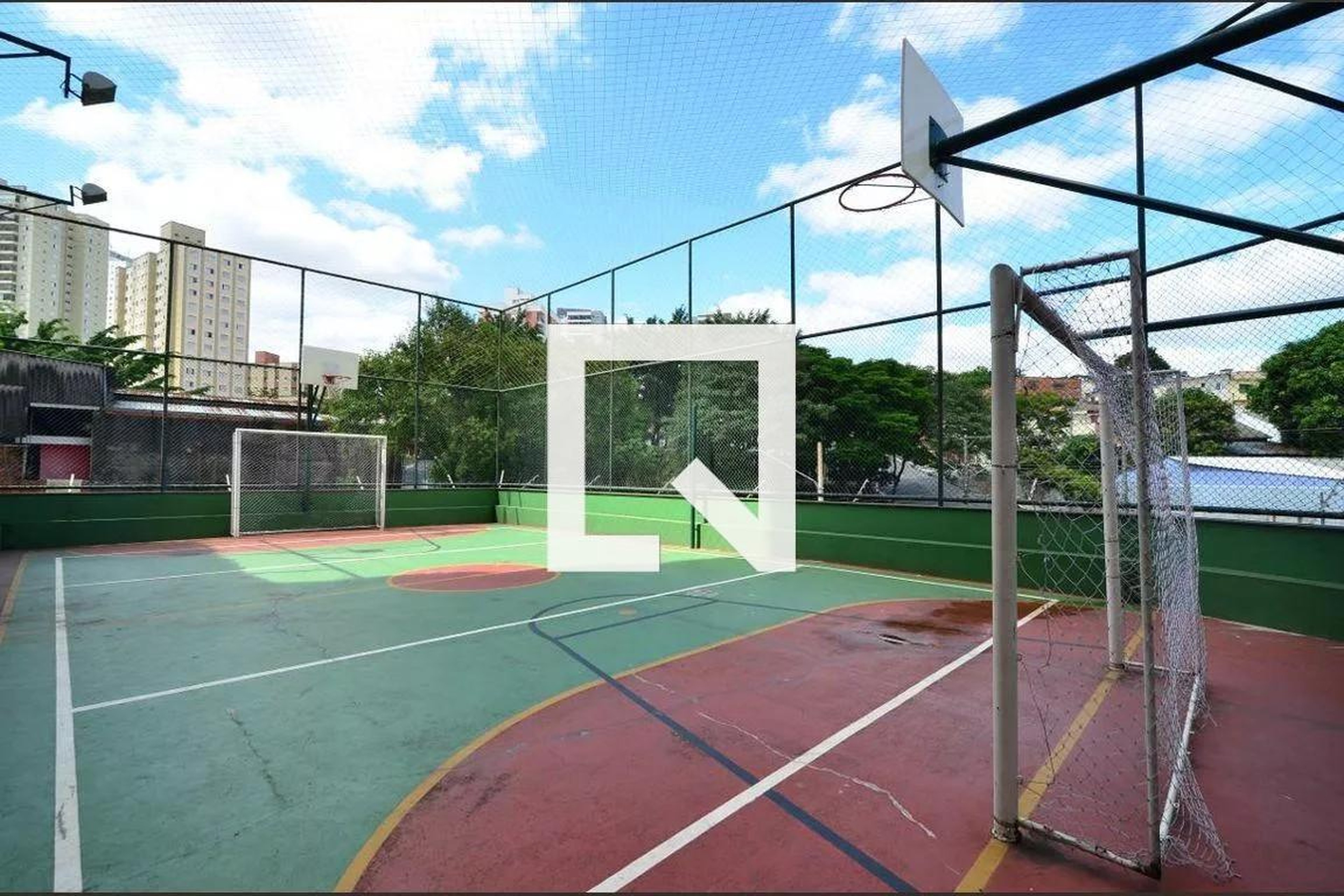 Quadra Esportiva - Maison Florence