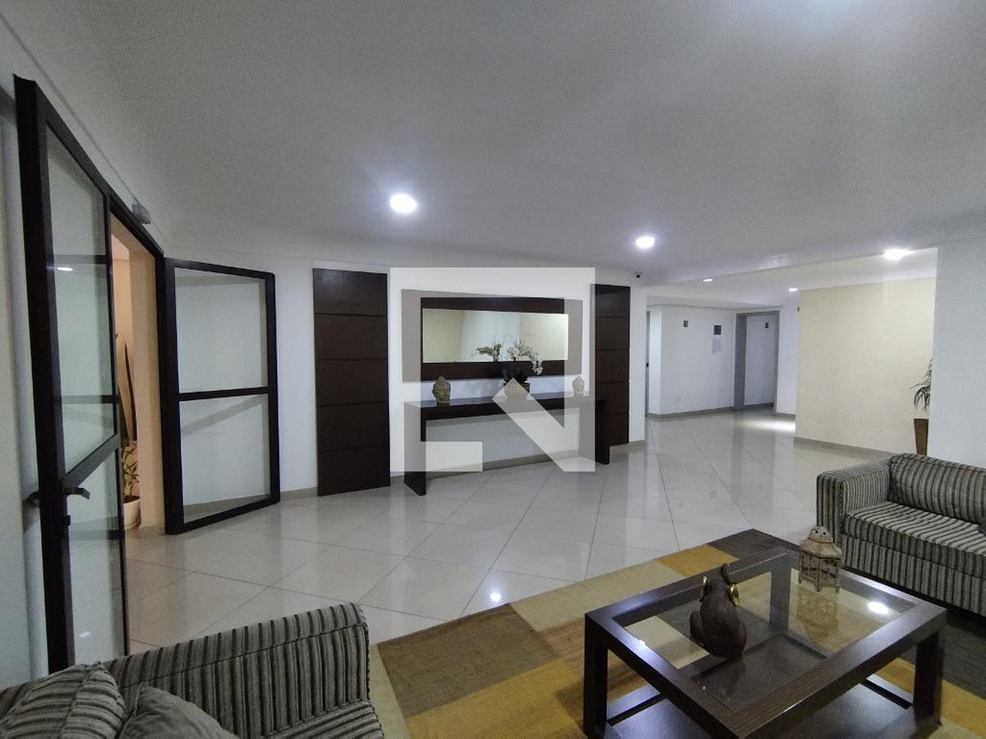 Hall de entrada - Edifício Plaza de Castillia
