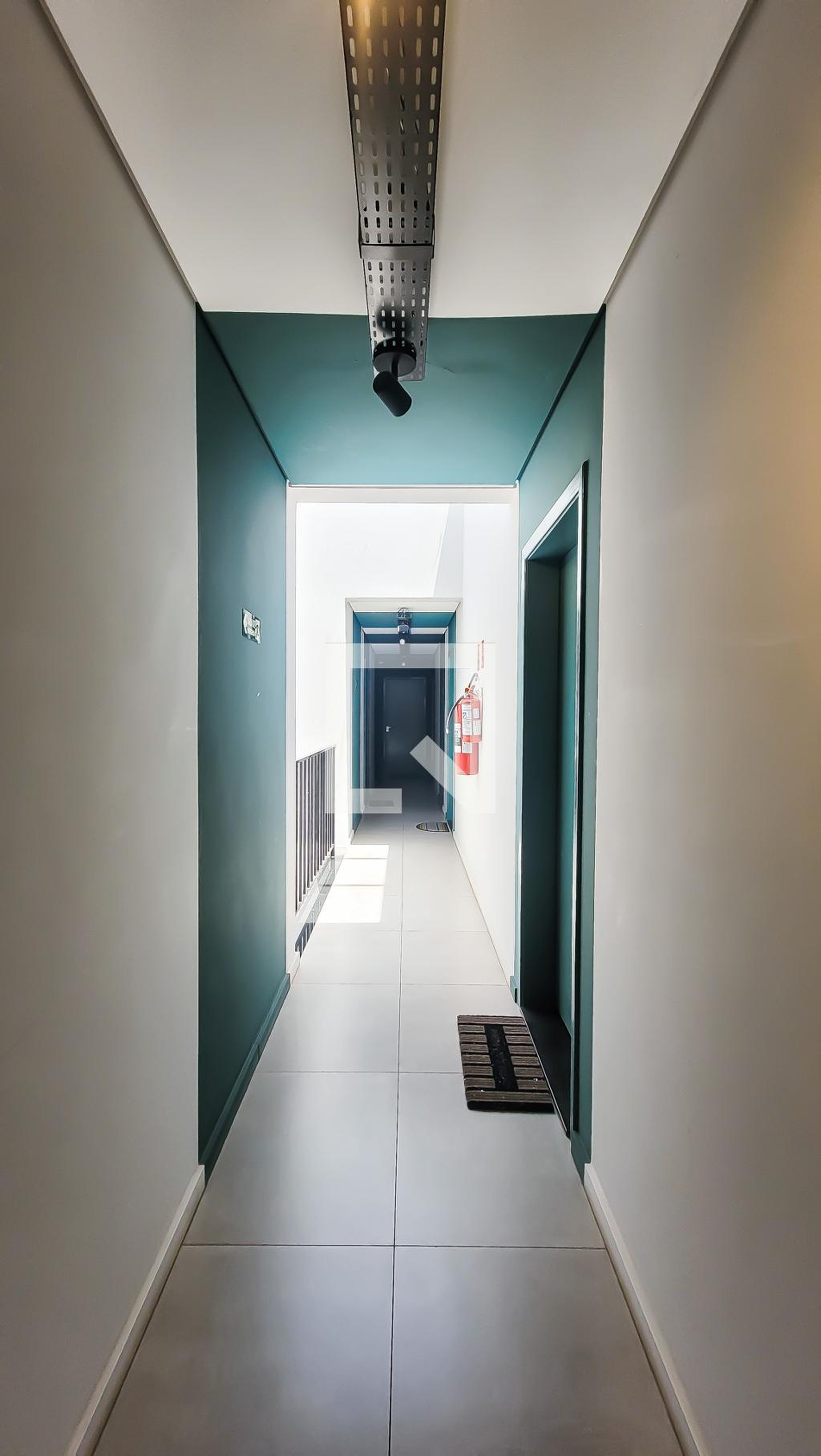 Hall de Entrada - London Black