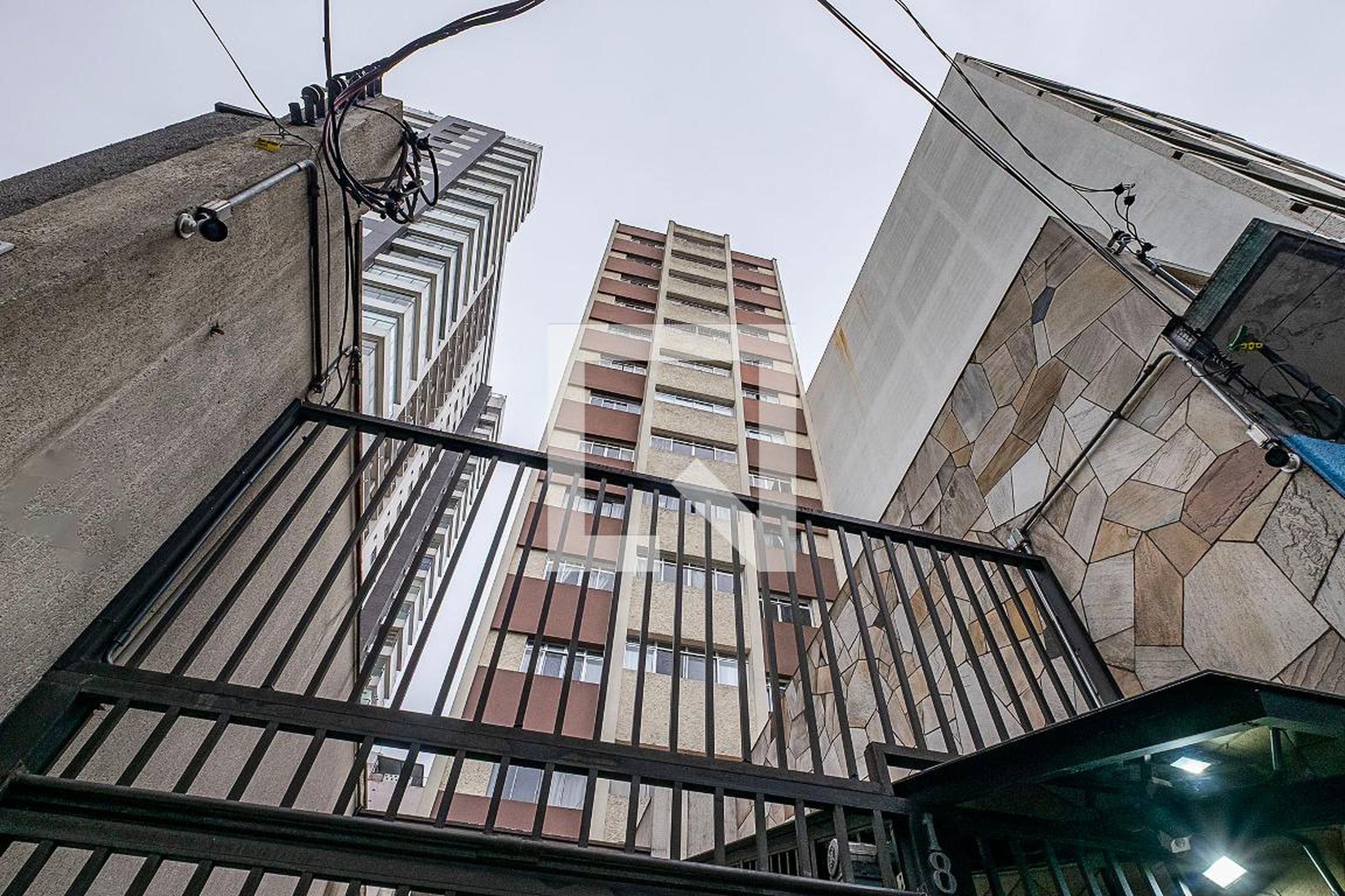 Fachada Condomínio Jardim Do Éden