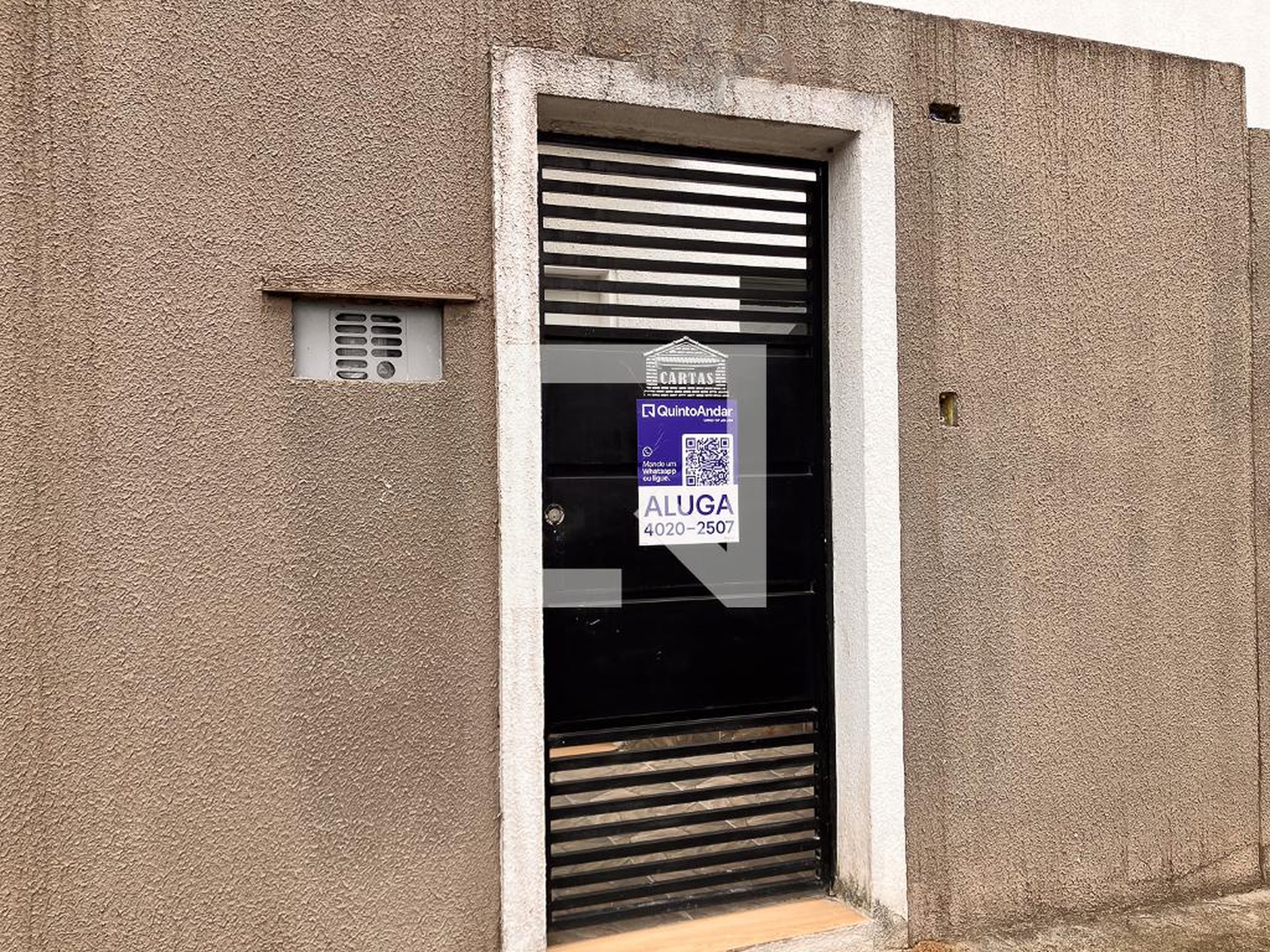 Fachada Condomínio em Rua Savigni, 530