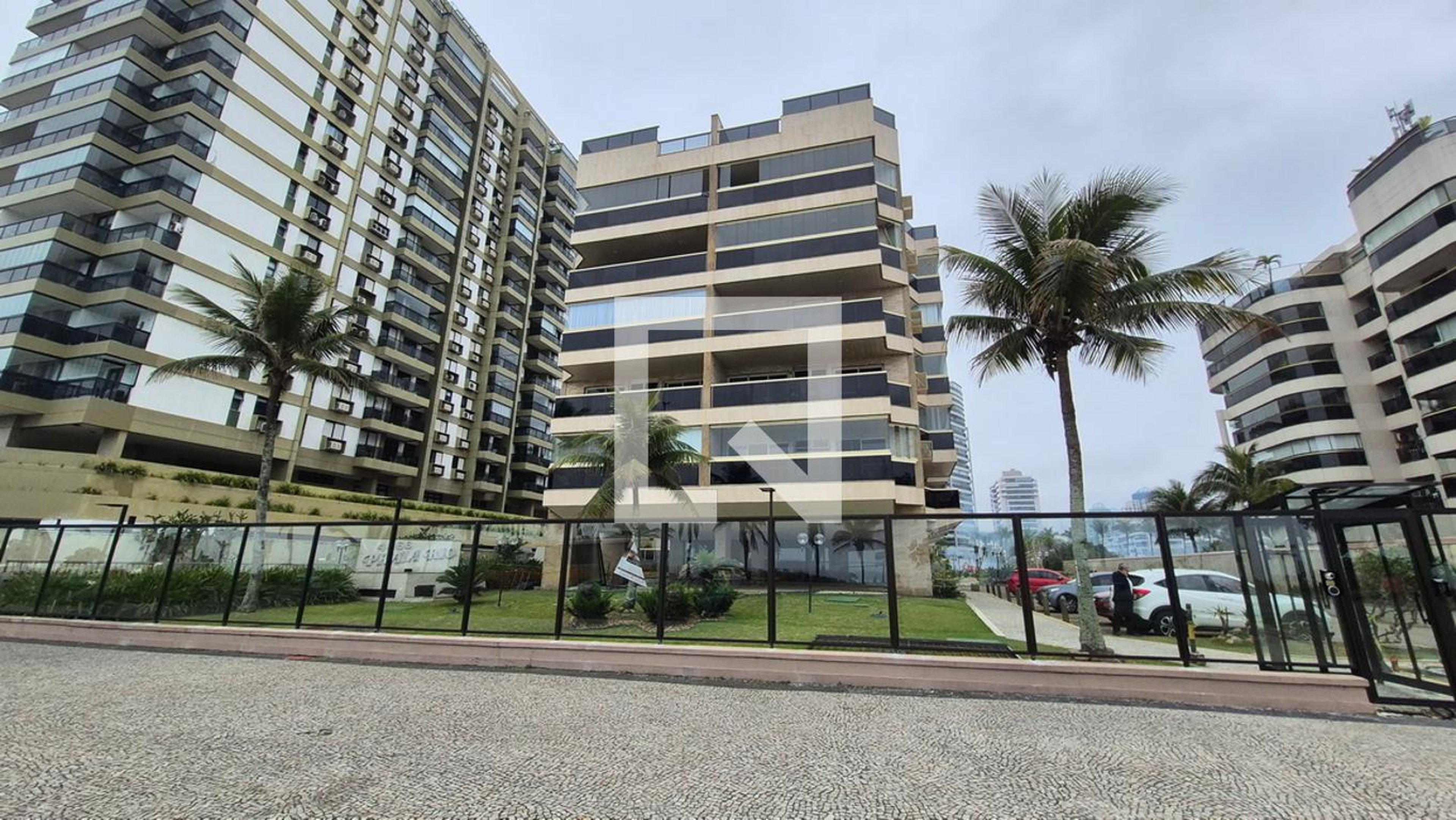 Fachada do Prédio Edifício Praia Rio