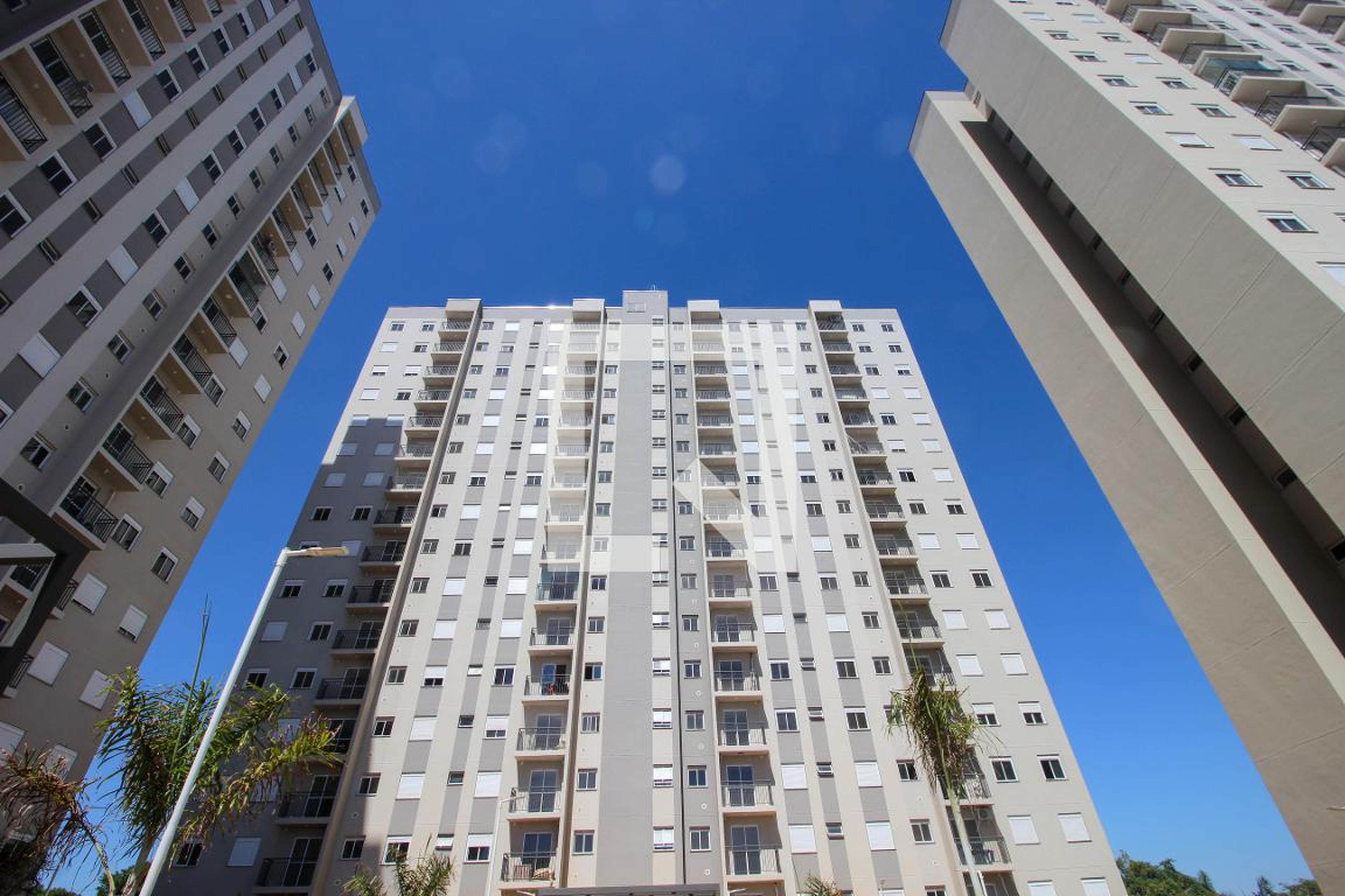 Fachada Condomínio em Avenida Tadao Yoshida, 684