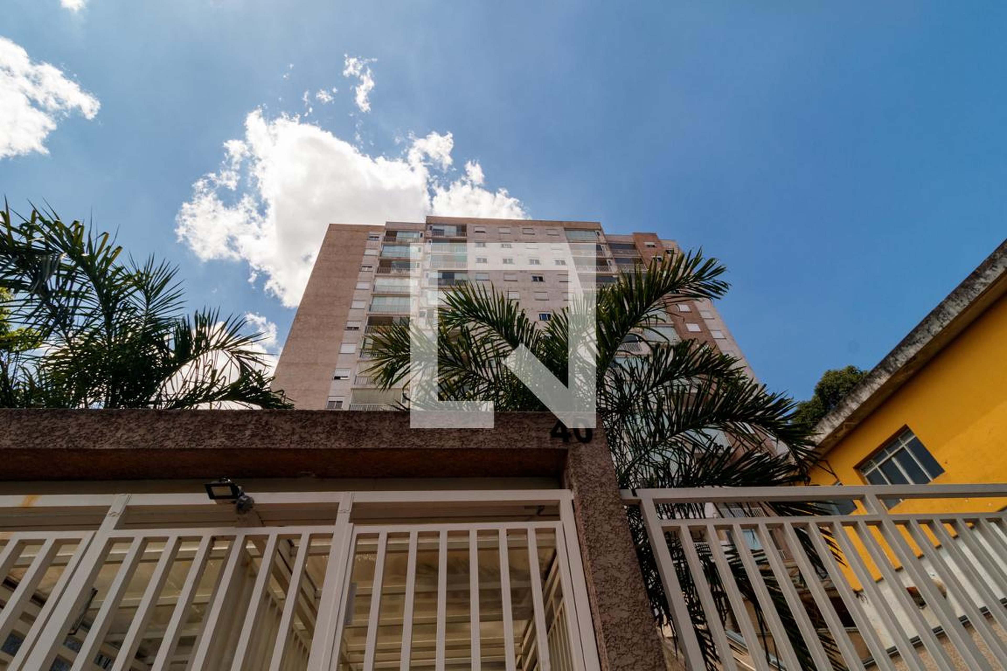 Fachada Condomínio Mixer Home