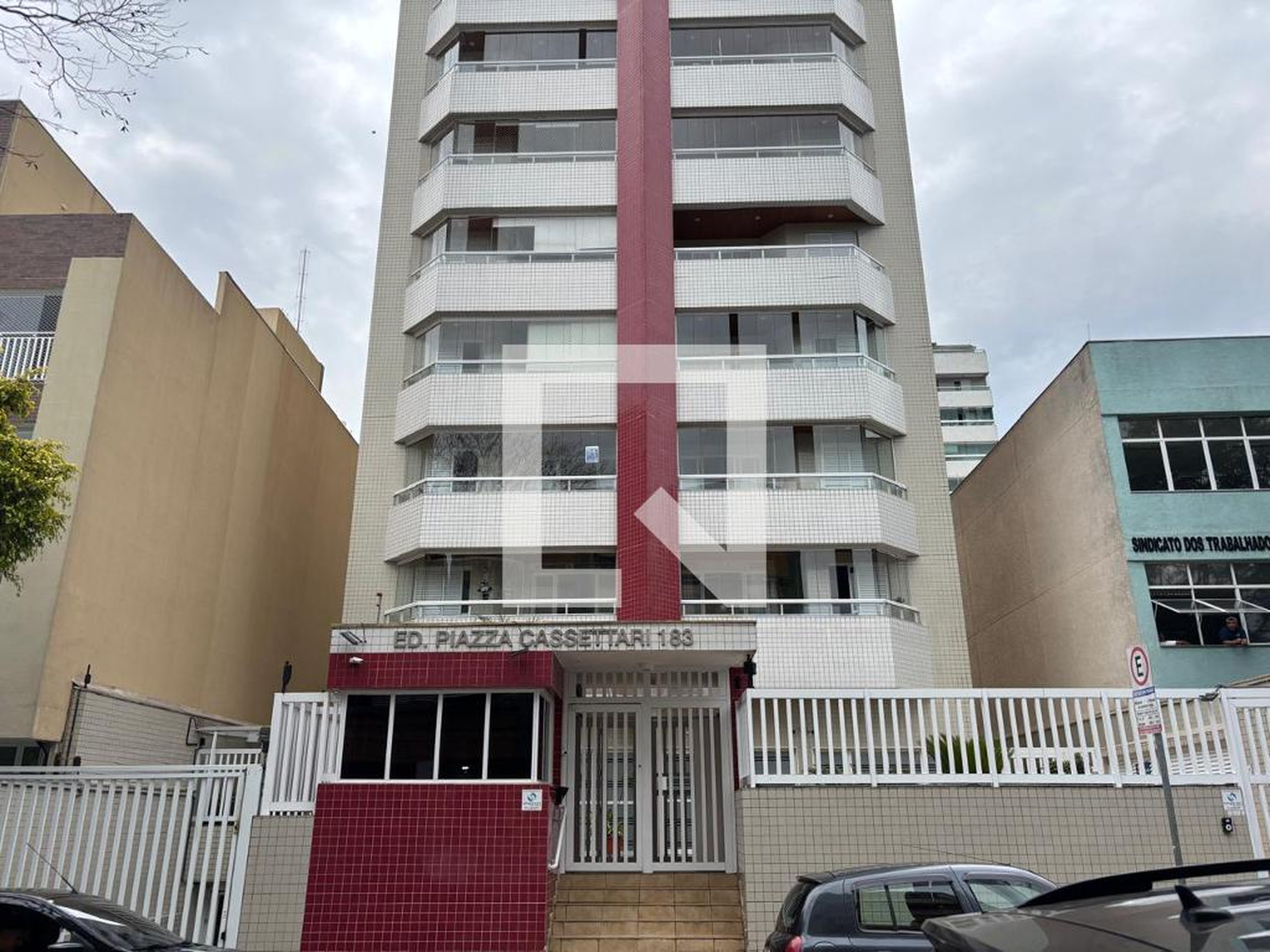 Fachada Condomínio Piazza Cassettari