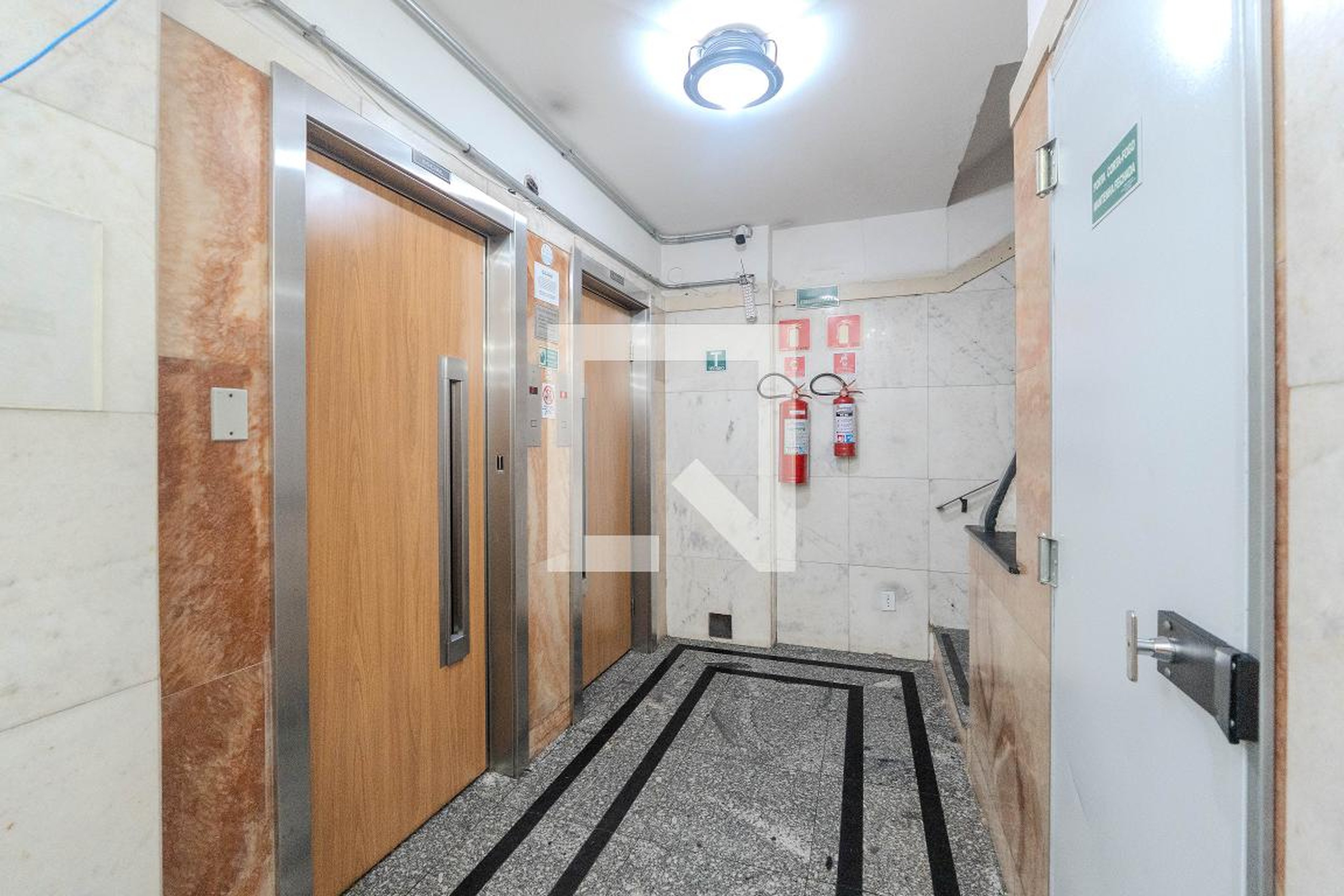 Hall de entrada - Edifício Iporá