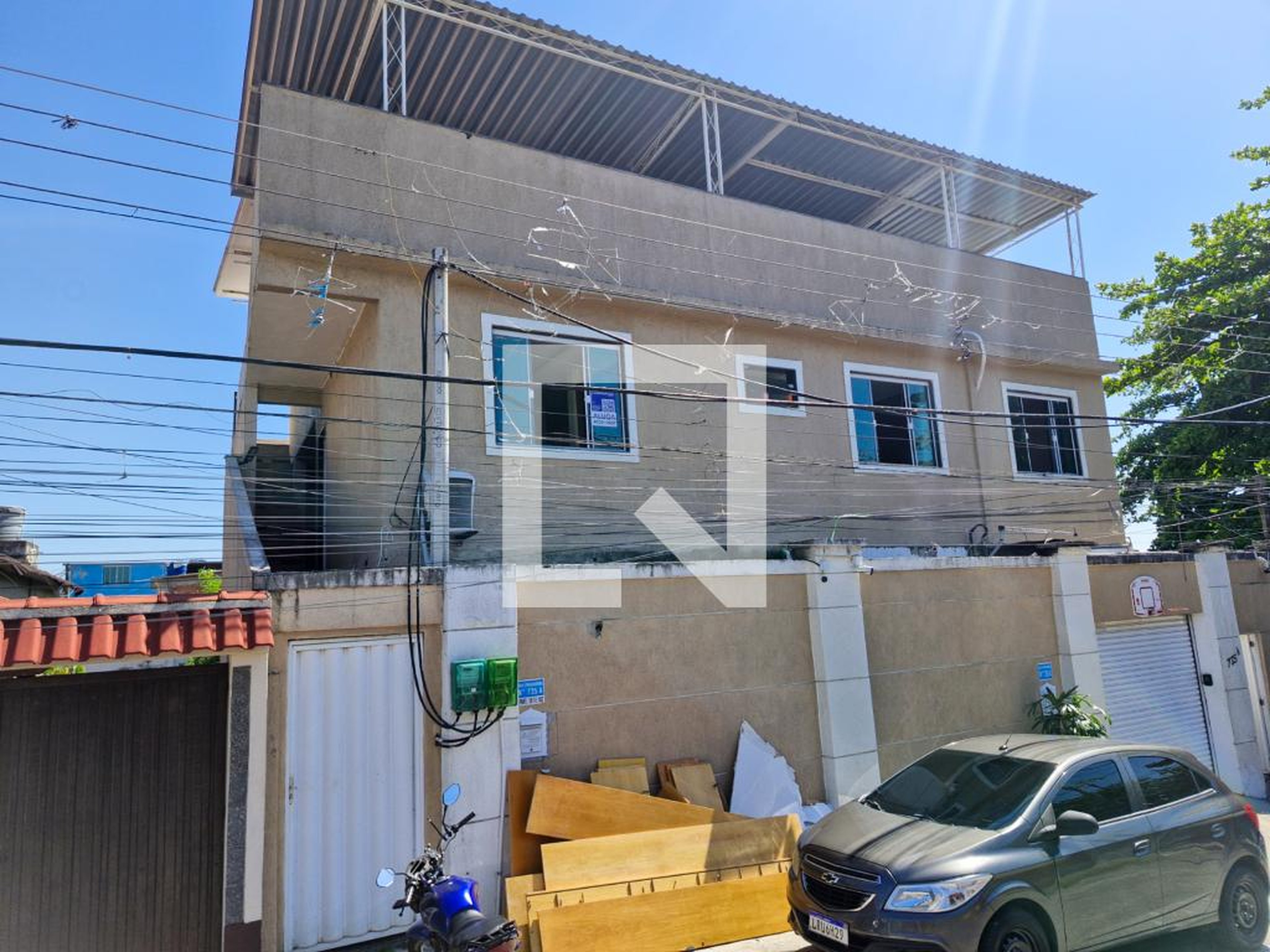 Fachada Condomínio em Rua Paramirim, 735