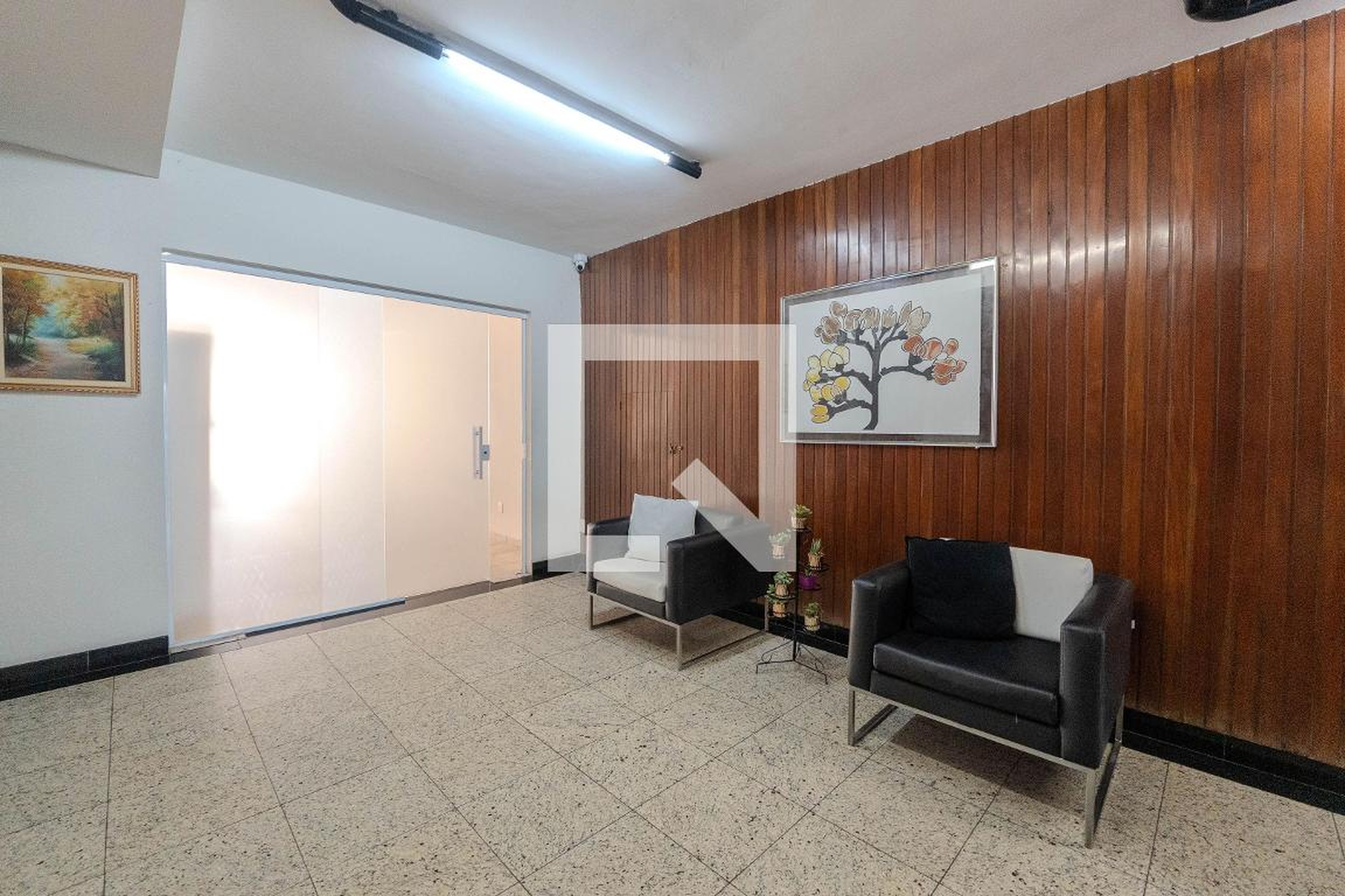 Área comum - Alfredo Lauro