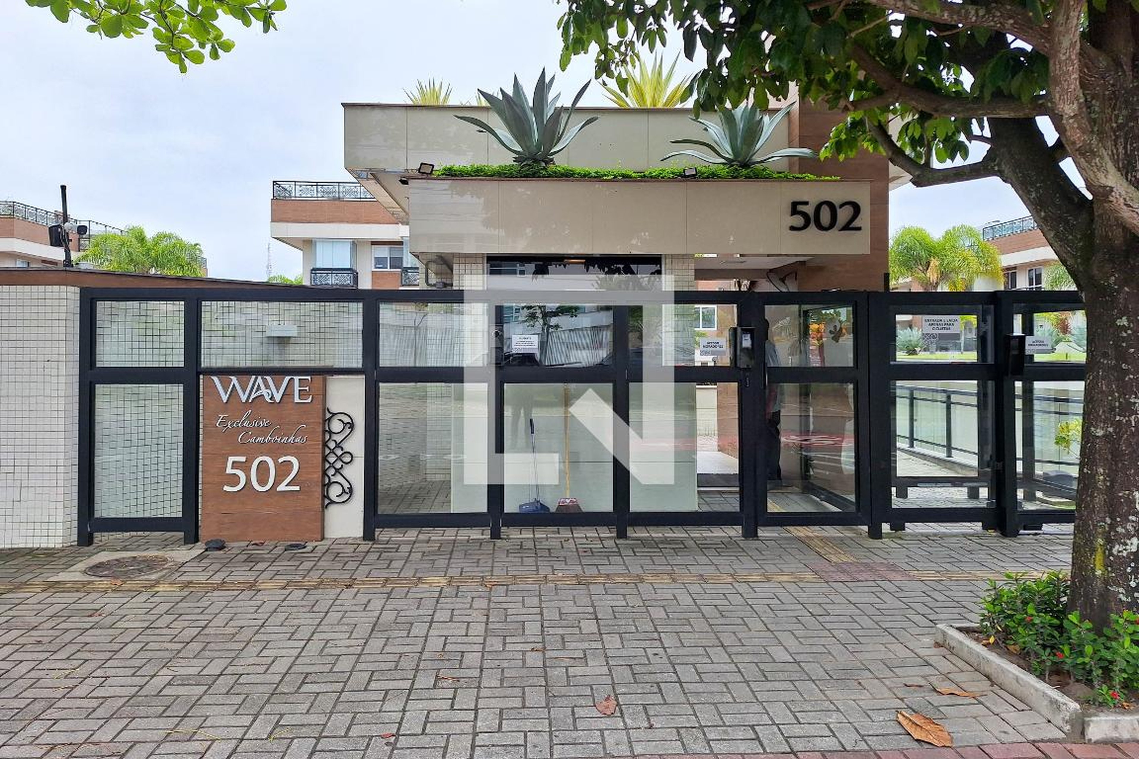 Fachada Condomínio Wave Exclusive Camboinhas