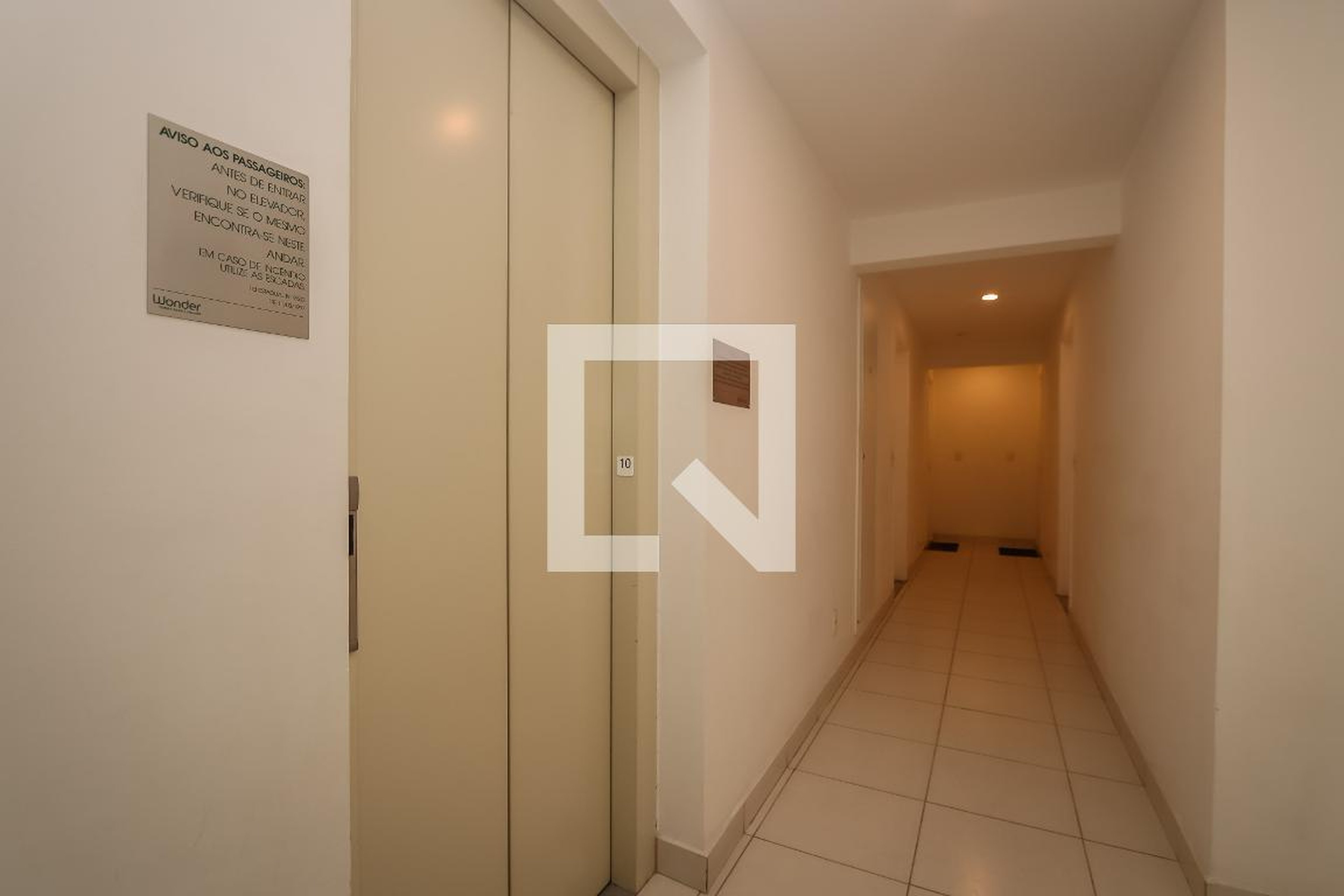 Hall Social - Wonder