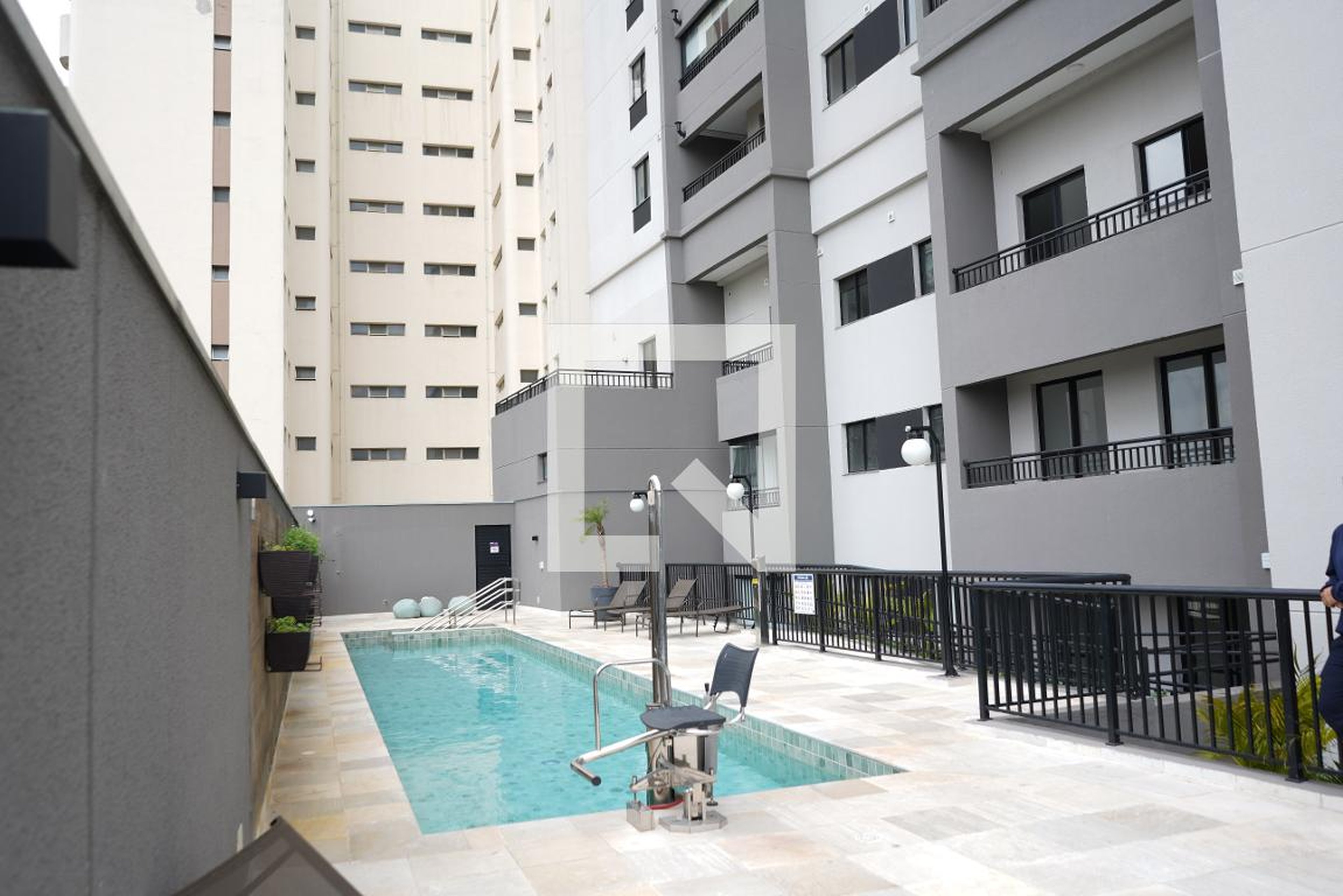 Piscina - KZ Direct Bresser