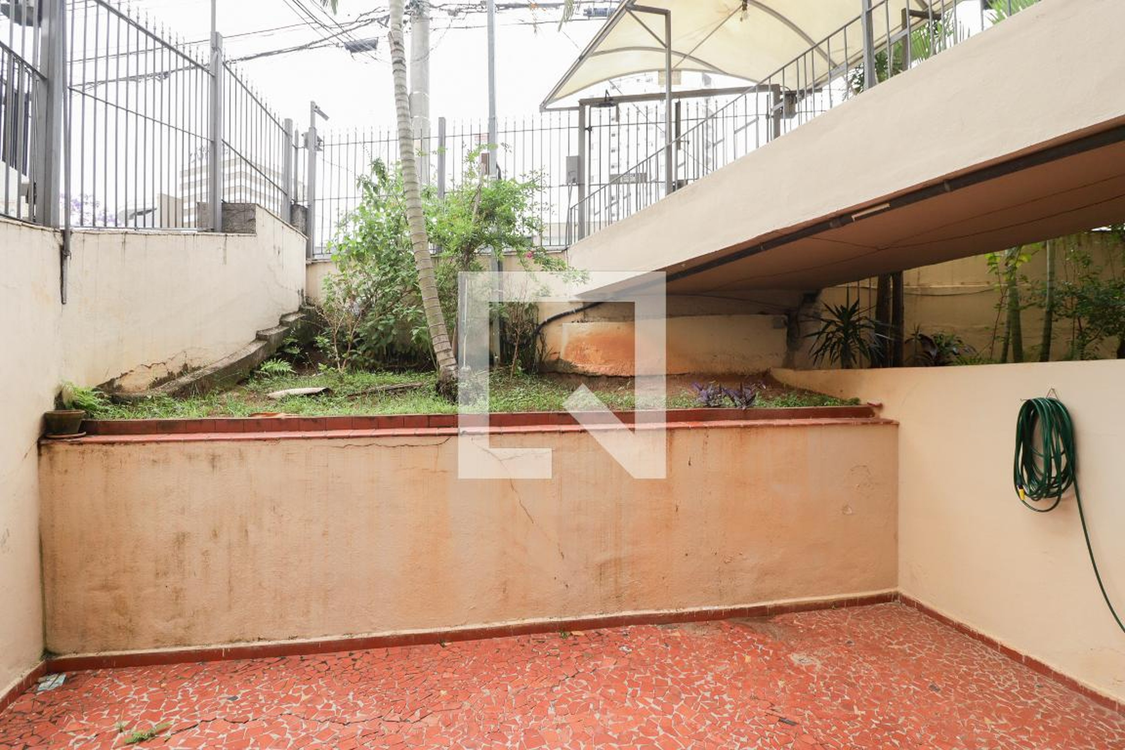 Área Externa - Edifício Monte Libano