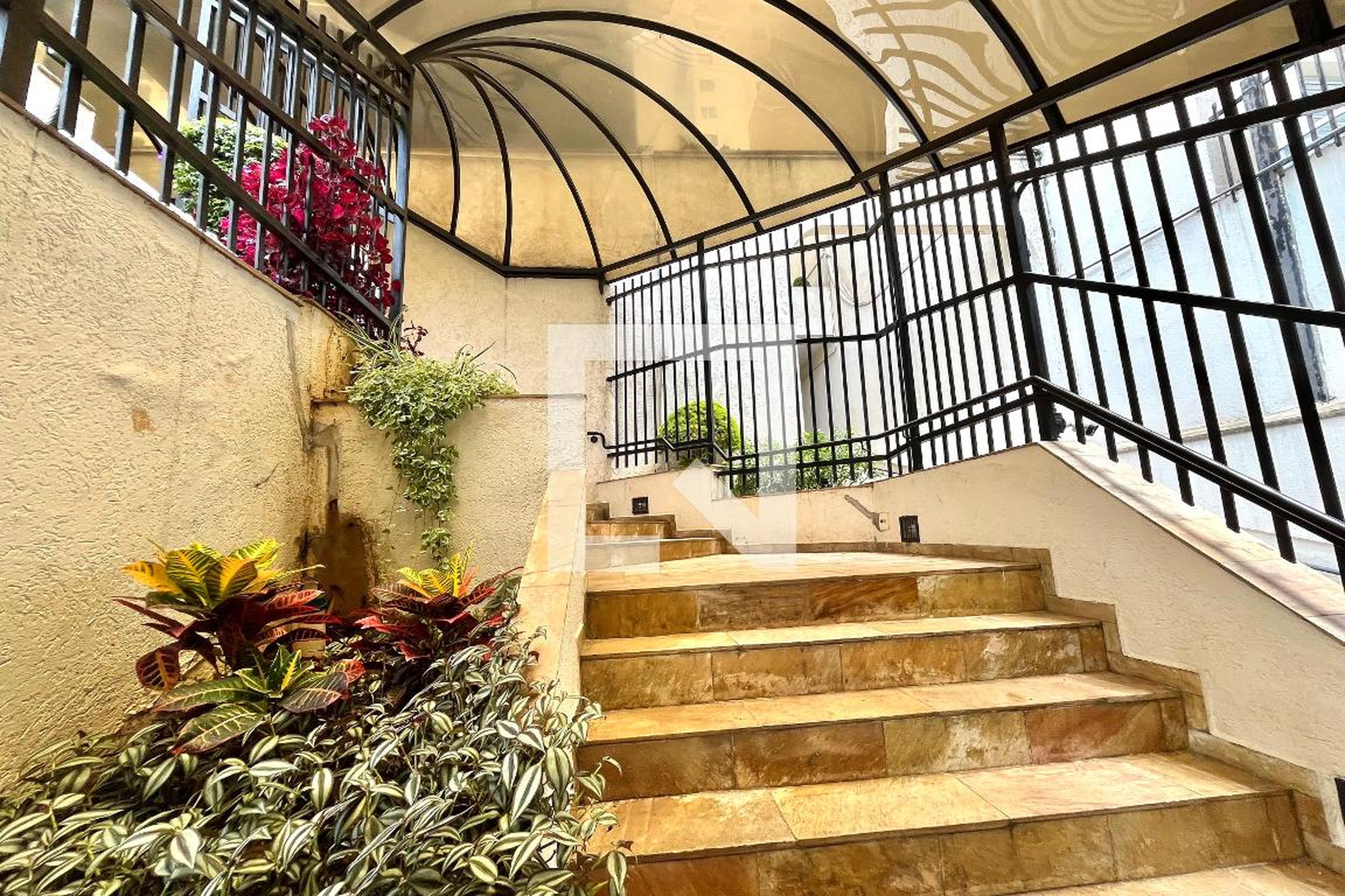 Hall de entrada - Vista Monte Alegre