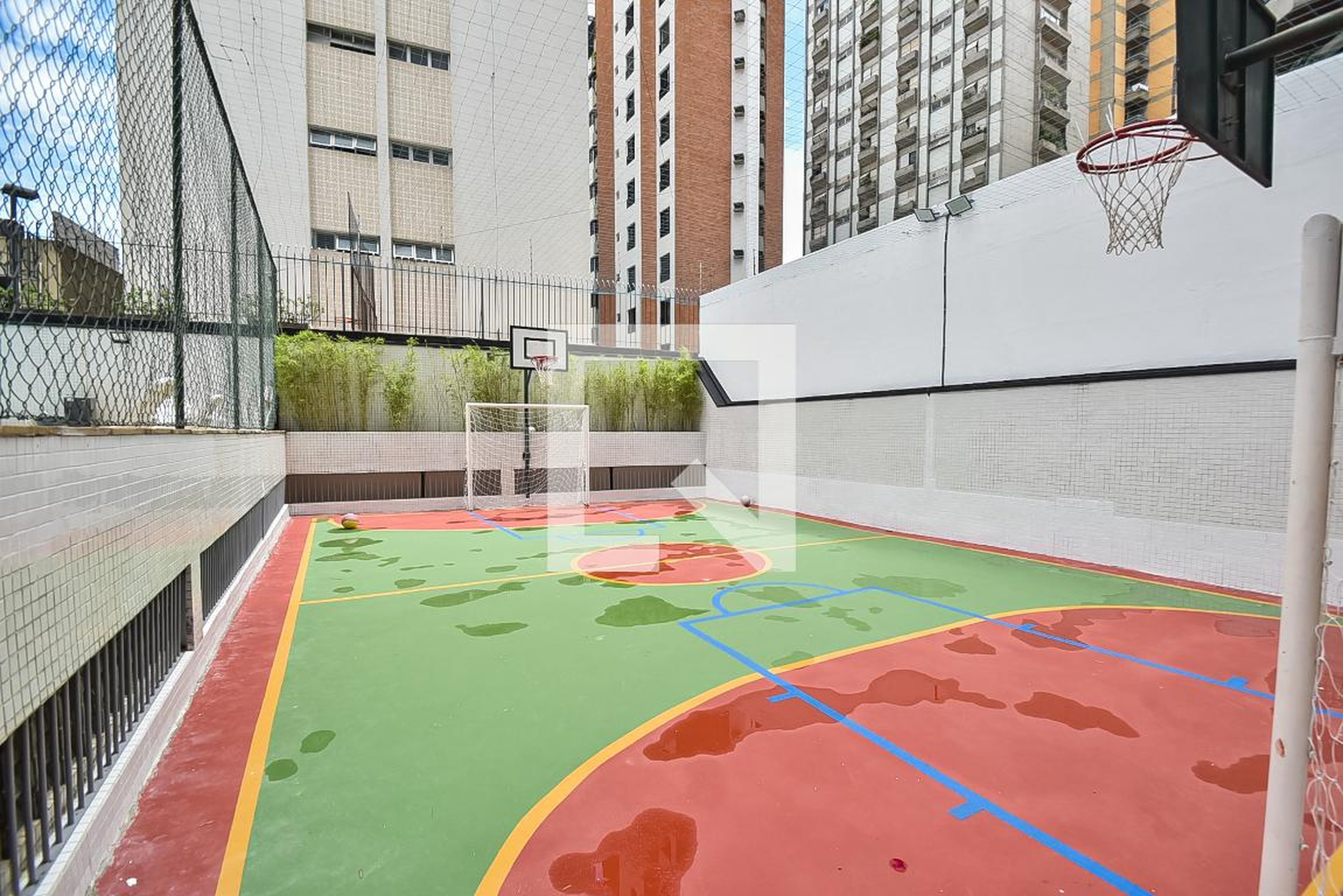 Quadra poliesportiva - Edifício Lugano