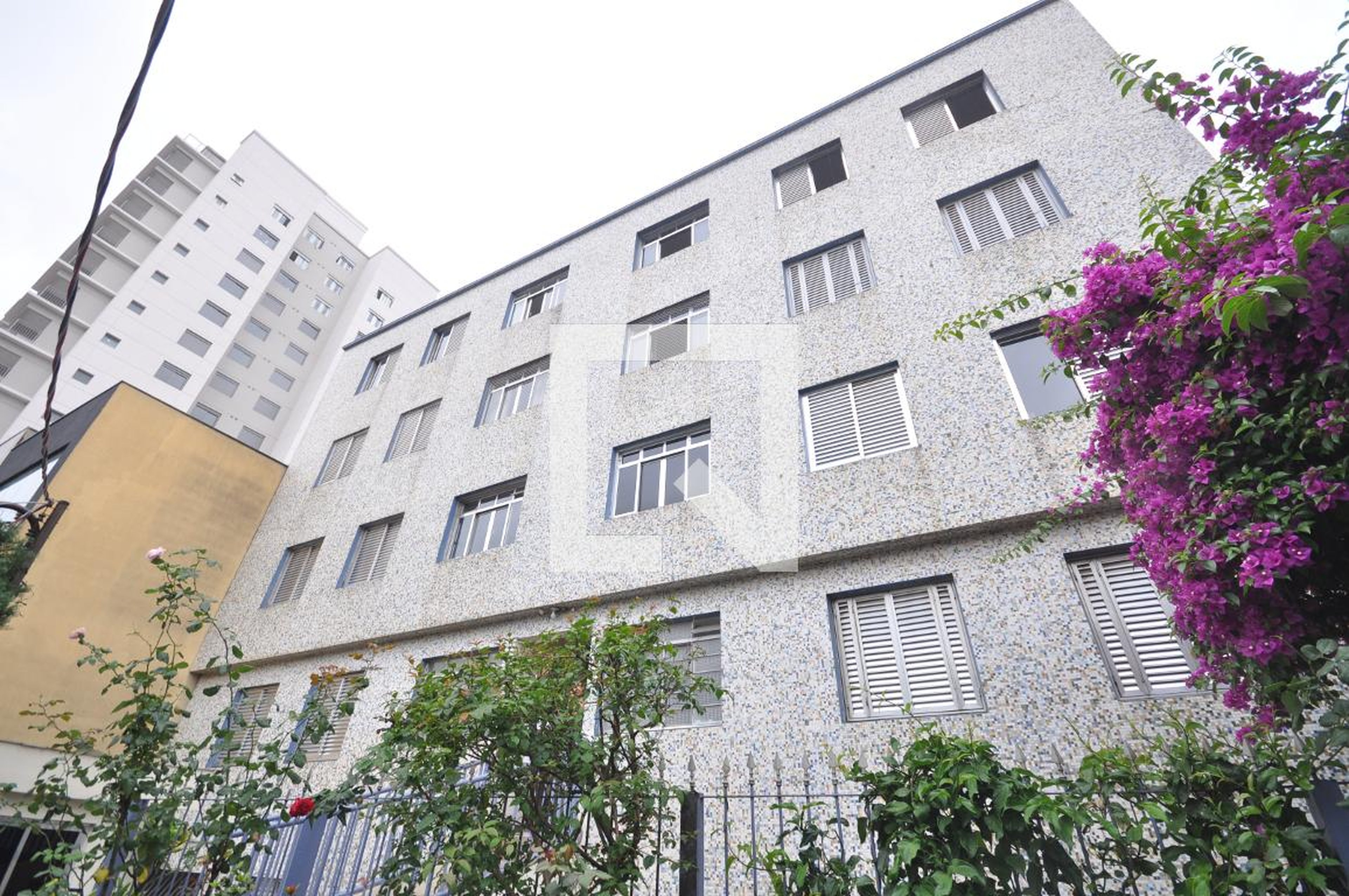 Fachada Condomínio omíni Edifício Gea