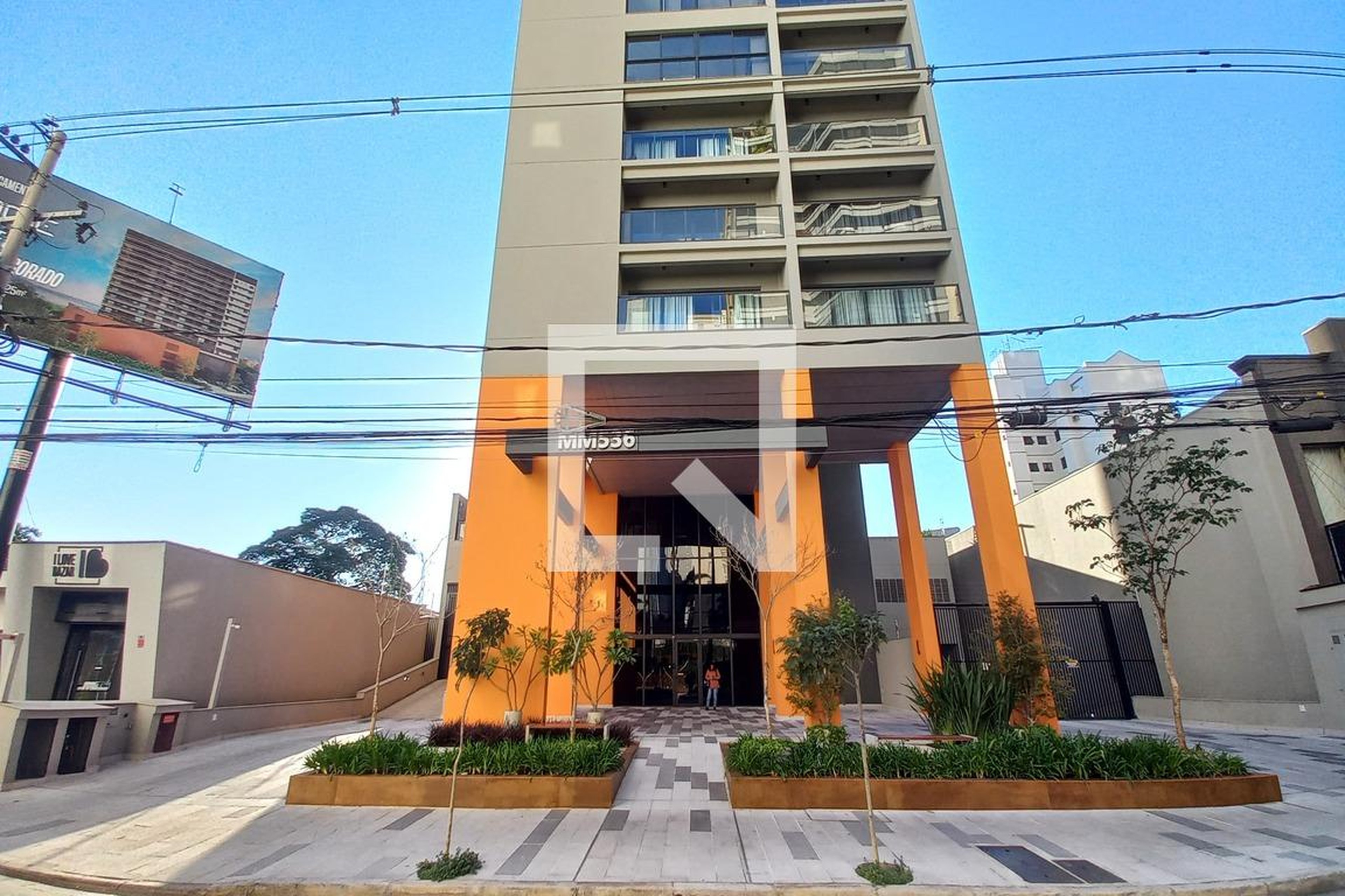 Fachada do Prédio Condomínio Mm536