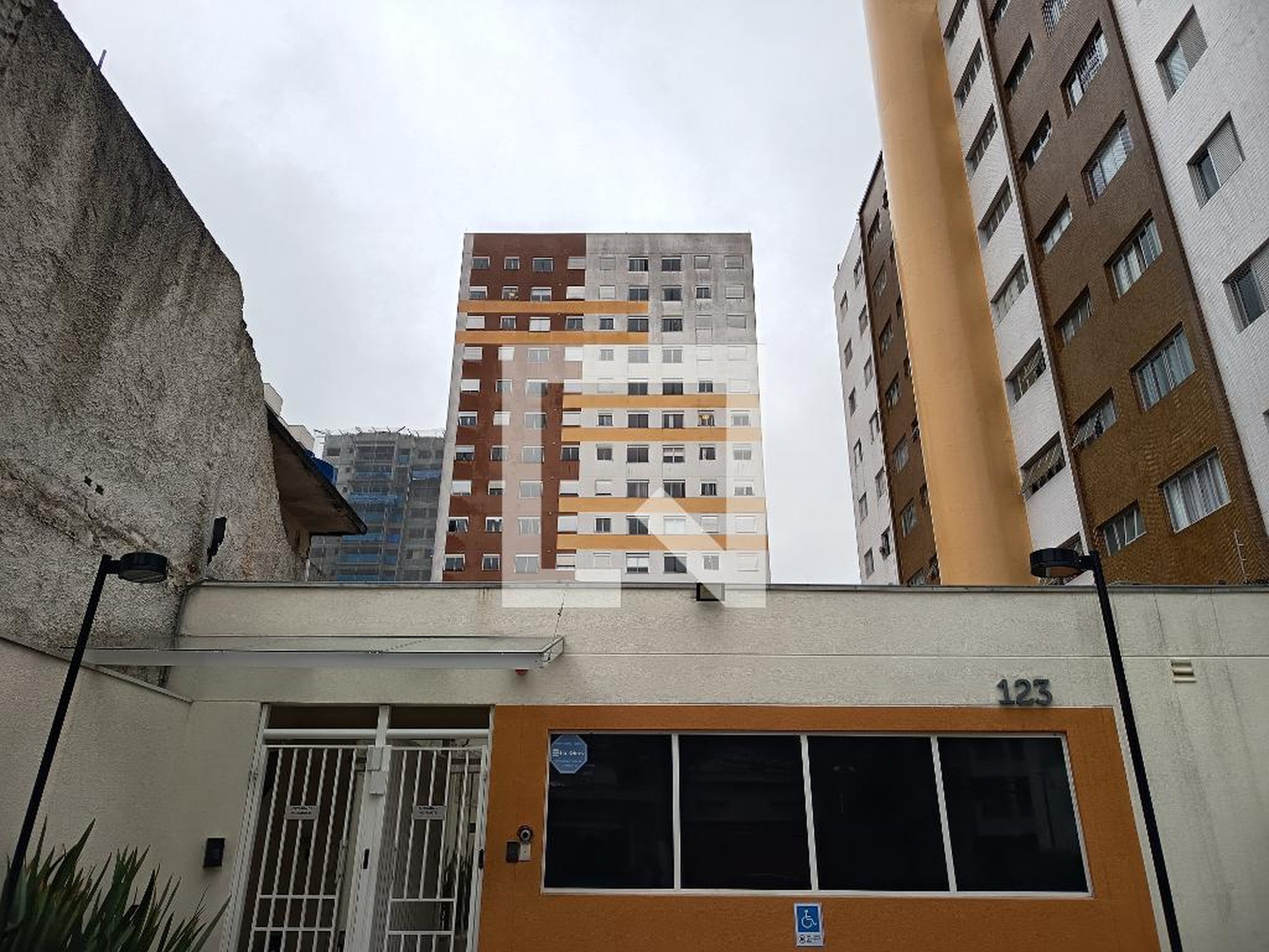 Fachada Condomínio Mobi One Saúde