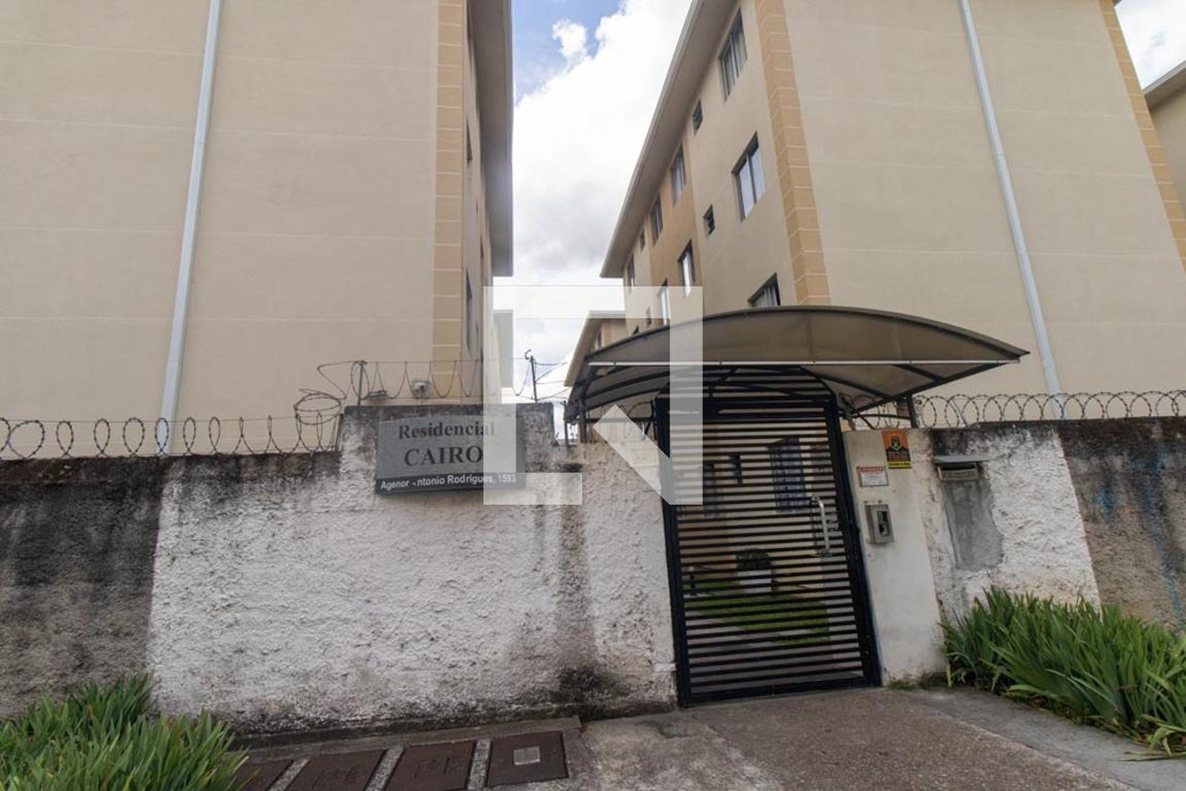Fachada do Condomínio Residêncial Cairo