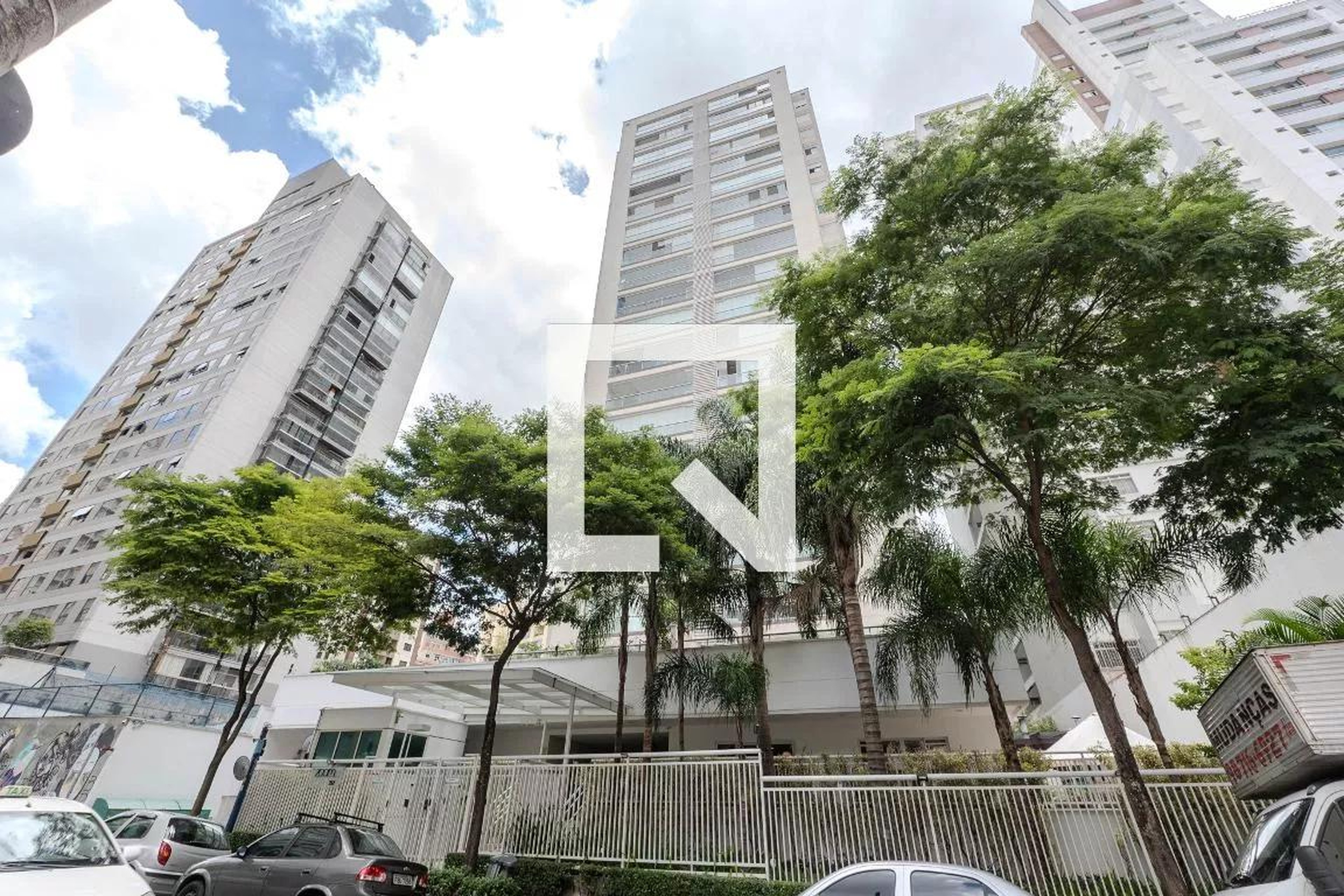 Fachada Condomínio Zoom Paulista