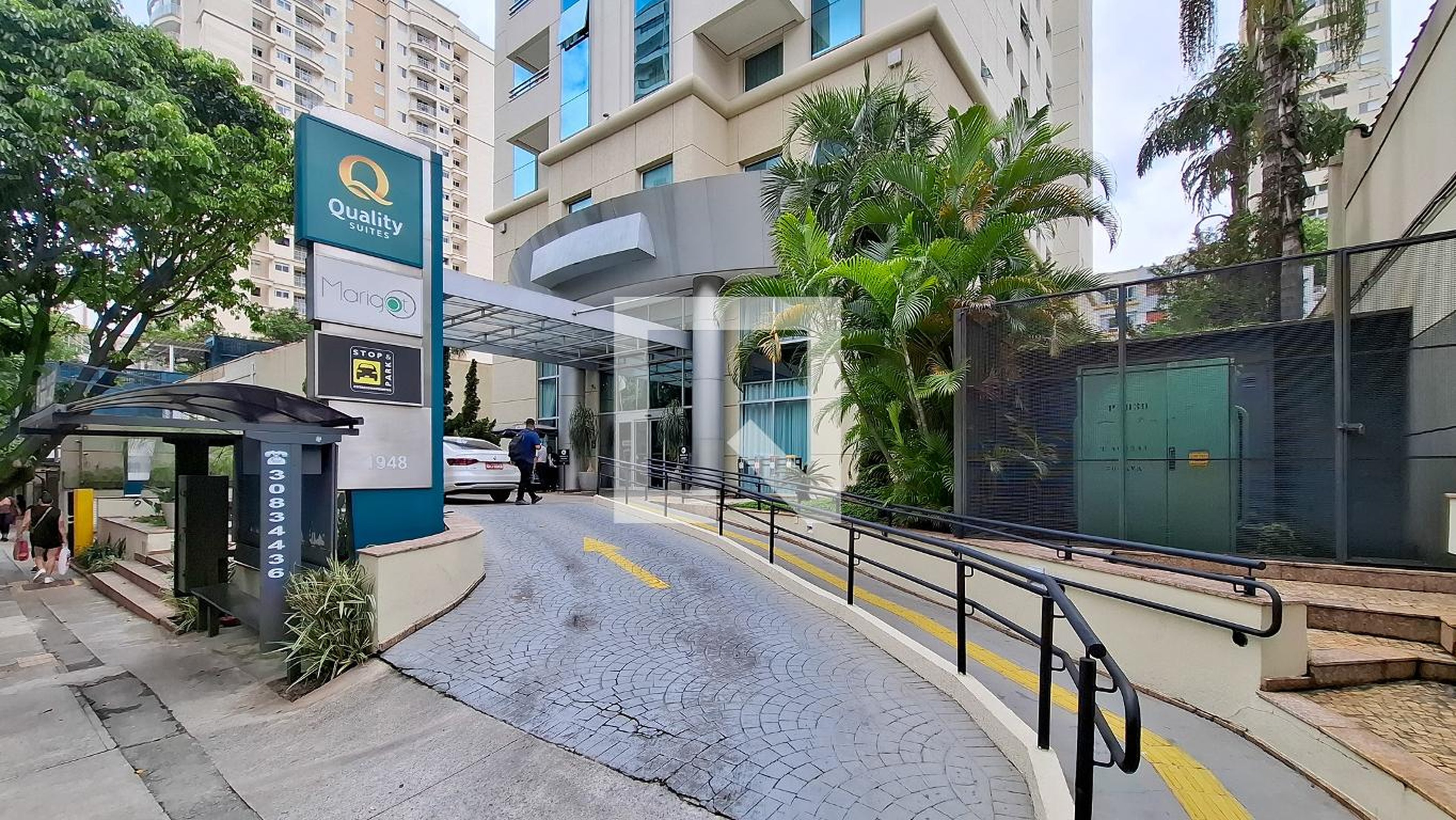 Fachada do Prédio Condomínio Quality Suites Oscar Freire