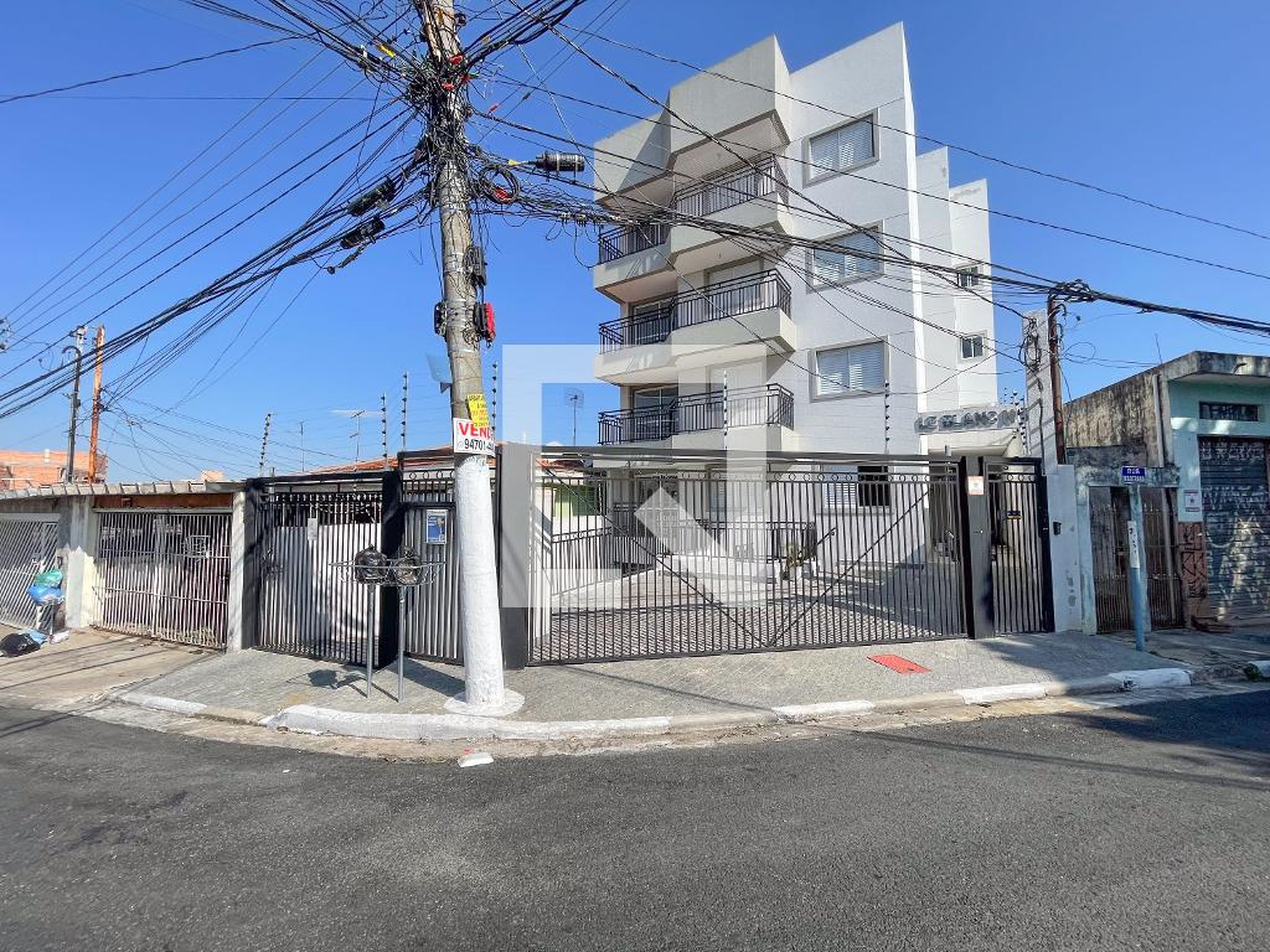 Fachada Residencial LE Blanc