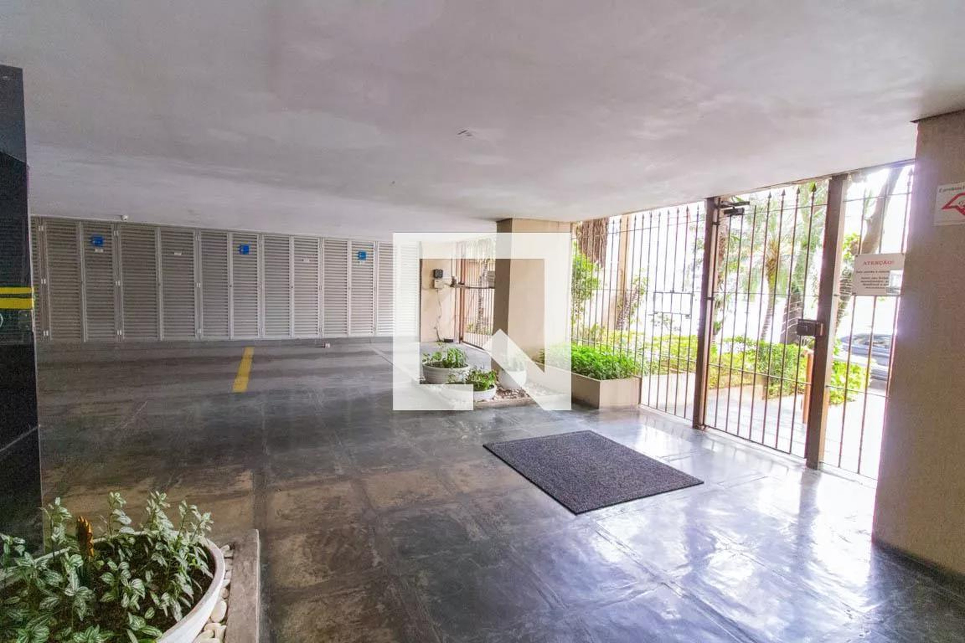 Hall de entrada - Edifício Ipe