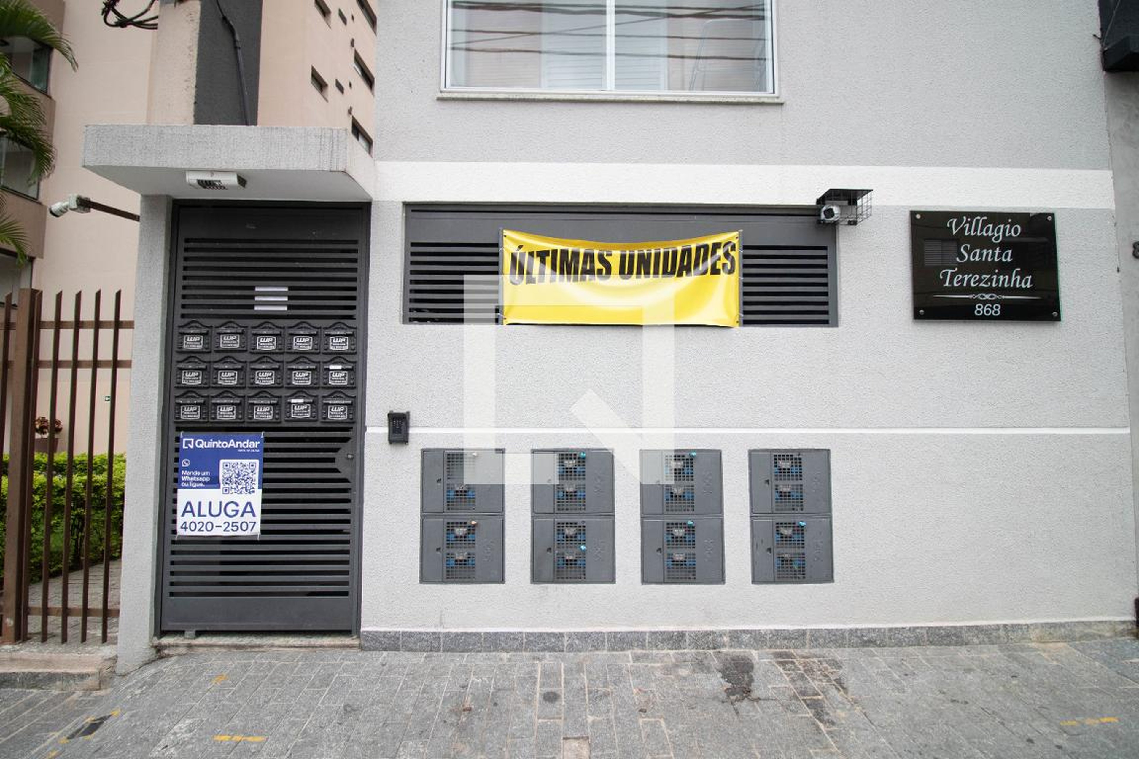 FACHADA Condomínio em Rua Conselheiro Moreira de Barros, 868