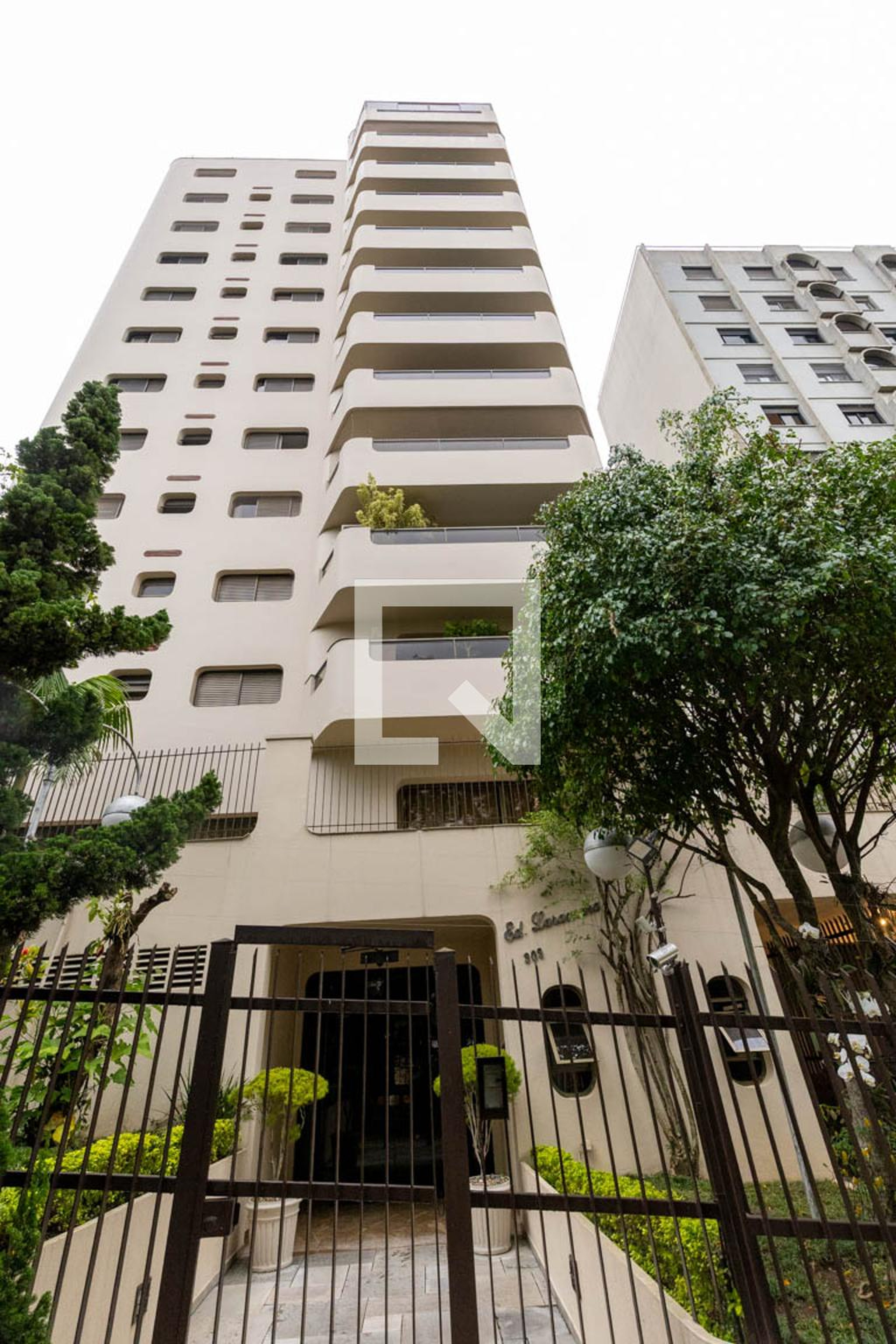 Fachada Edificio Laramara