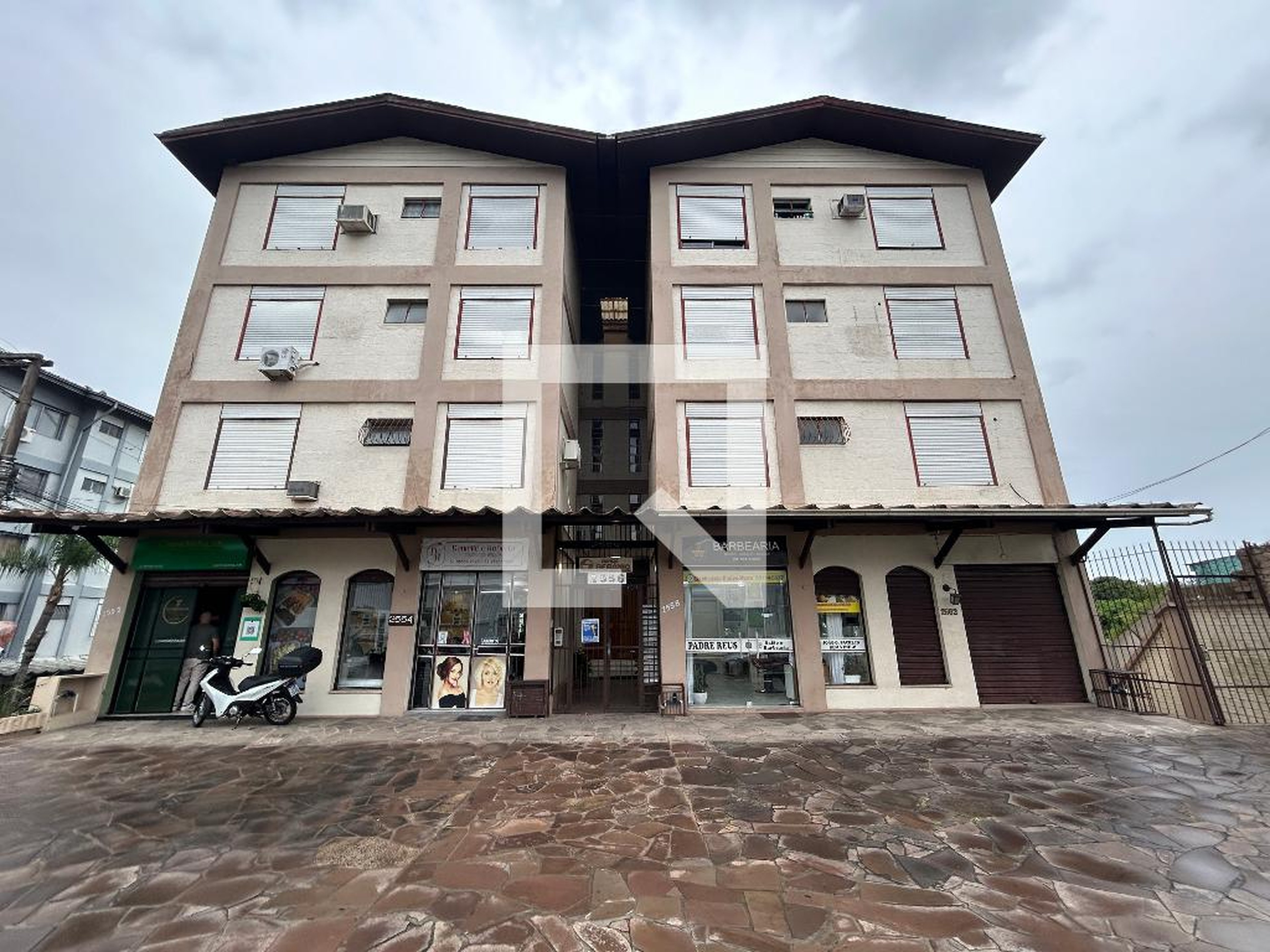 Fachada Condomínio em Avenida Pedro Adams Filho, 2556