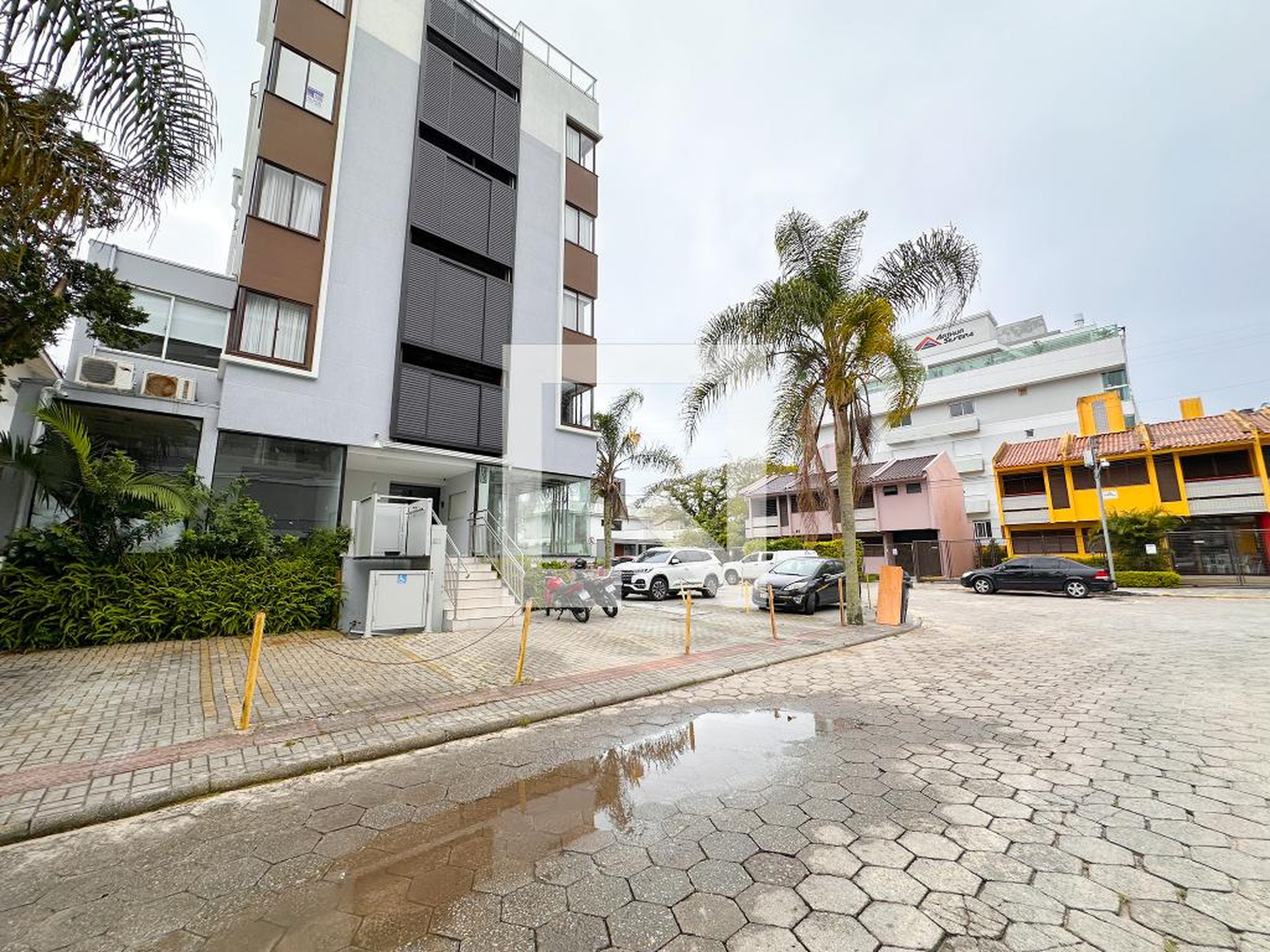 Fachada Condomínio em Rua Jornalista Haroldo Callado, 305