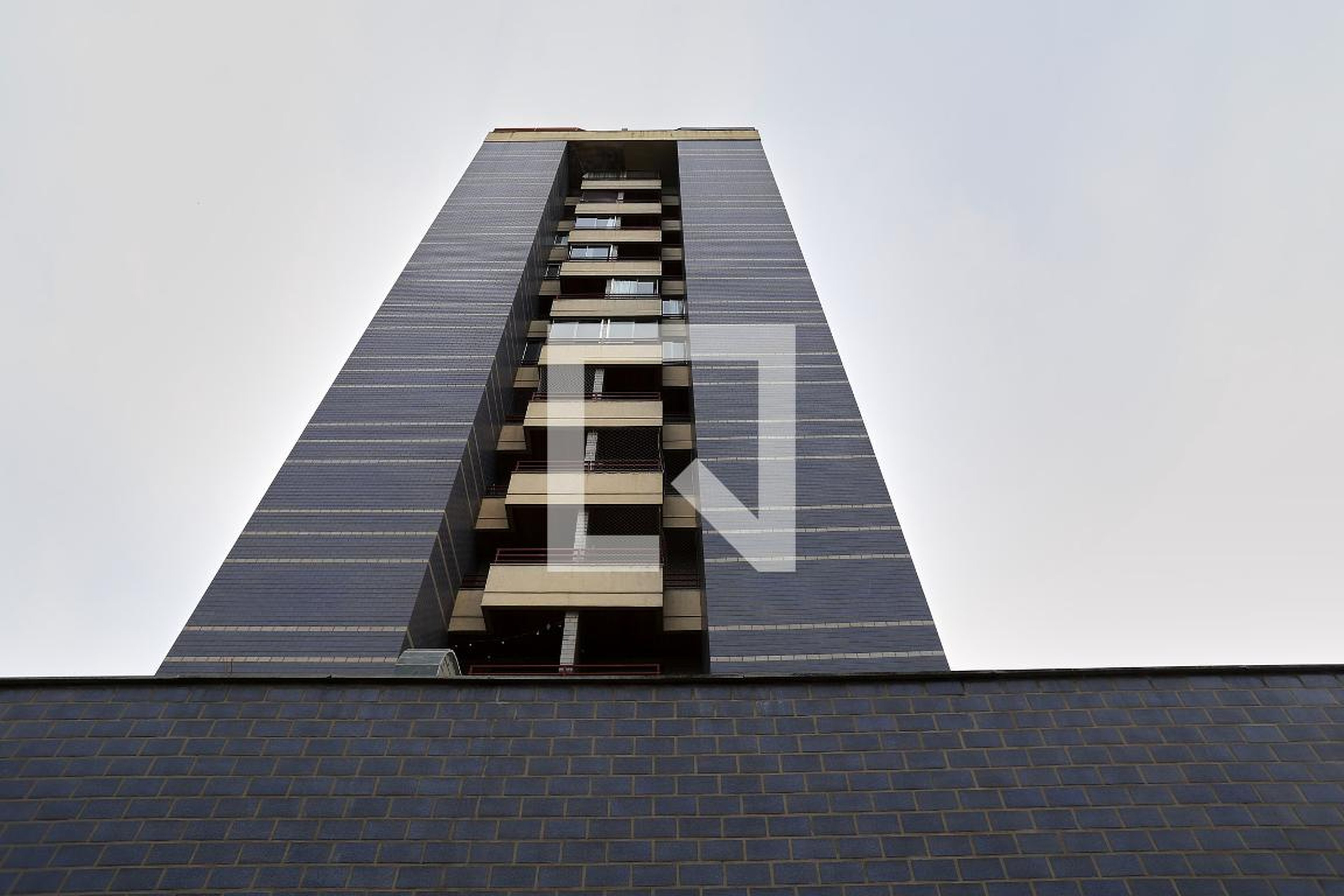 Fachada Condomínio Felicita Caillux