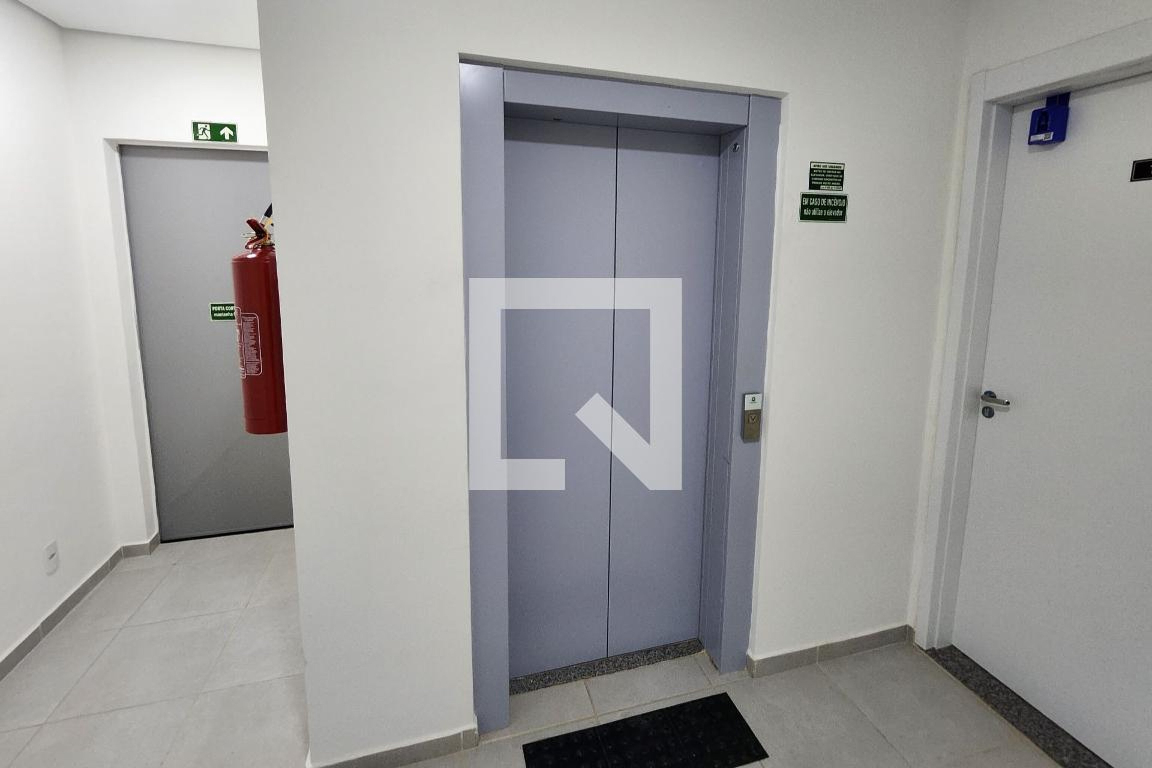 Elevador - Happy Club
