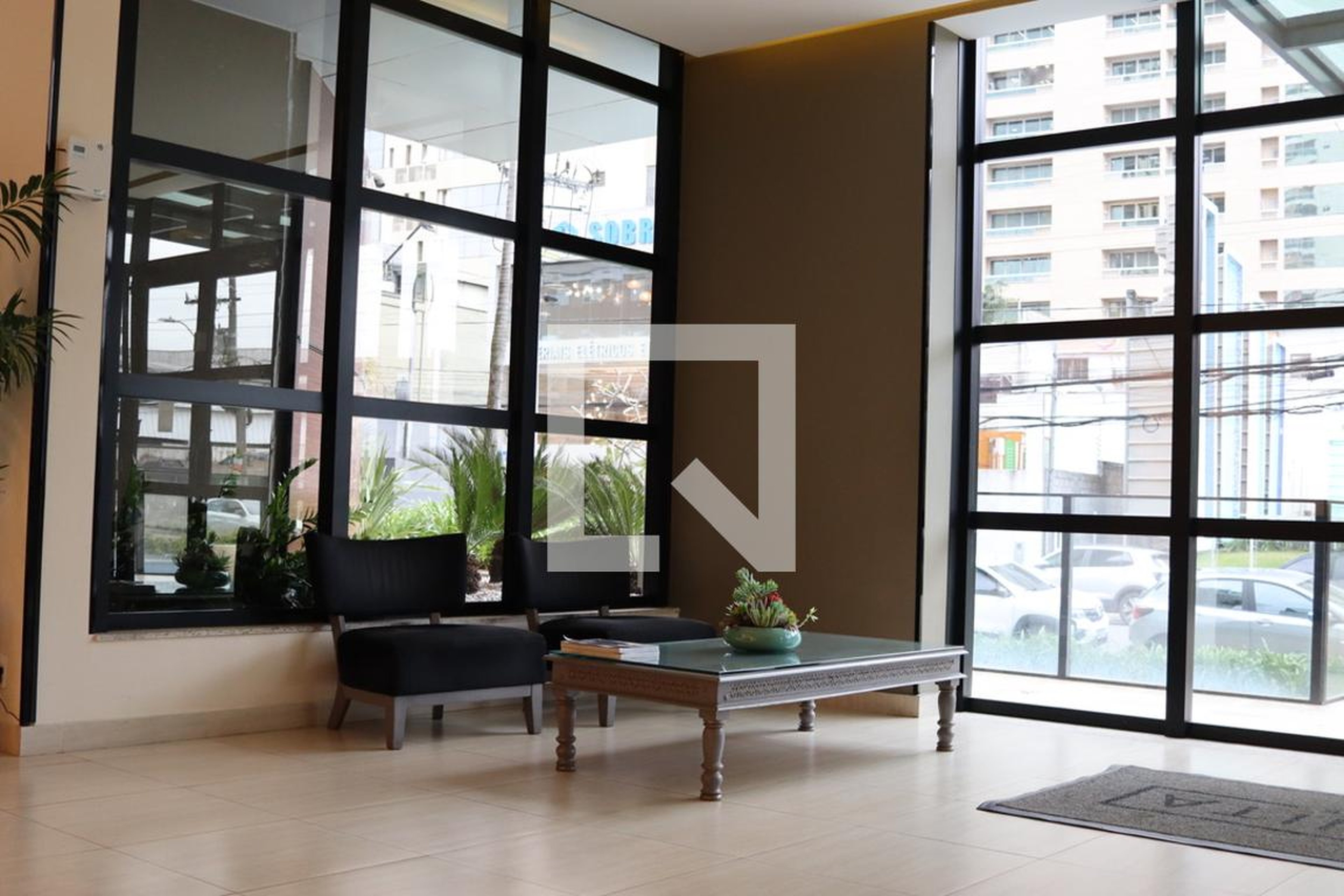 Hall de entrada - Selenita