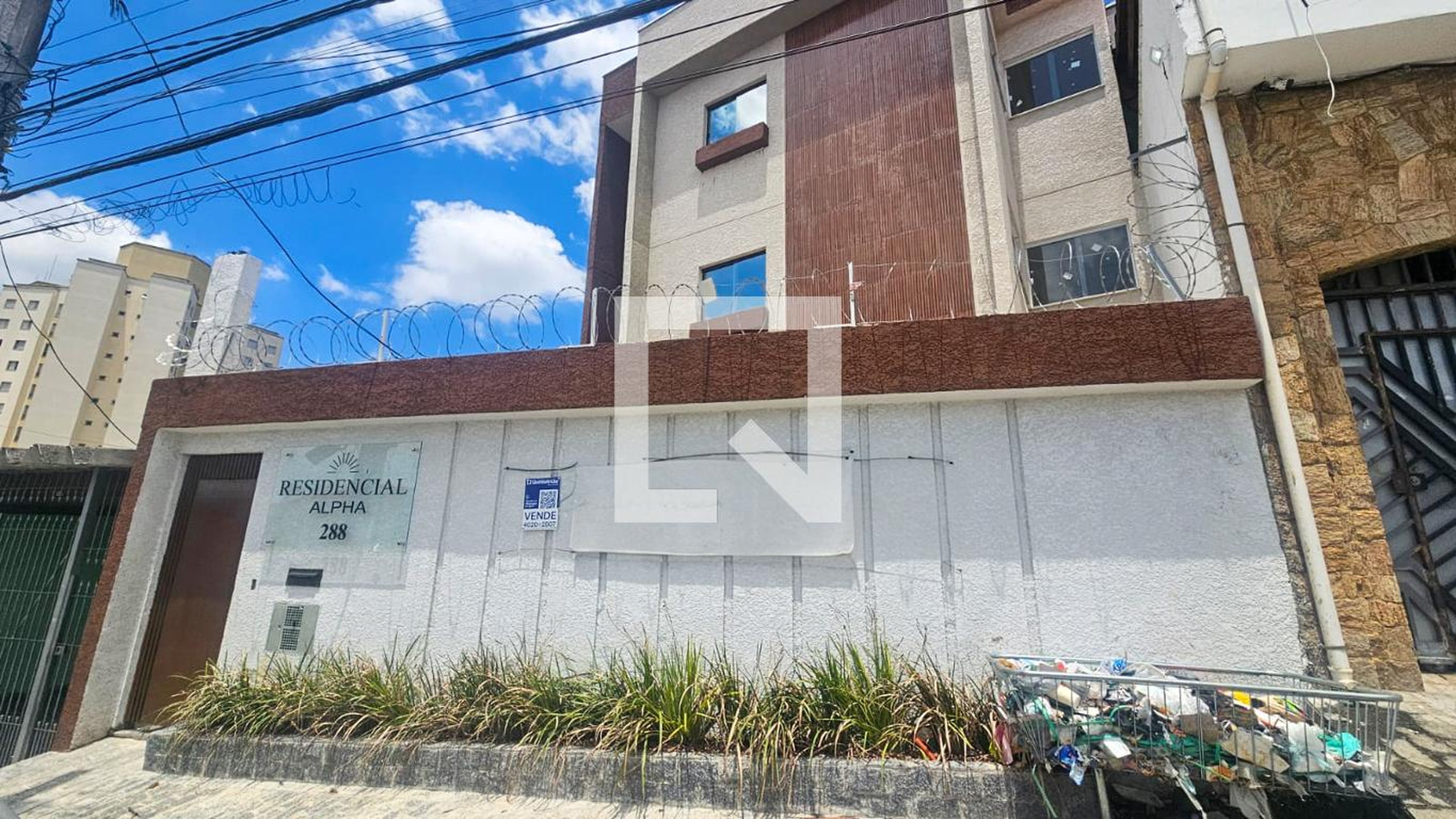 Fachada Condomínio em Rua Benedito Otoni, 288