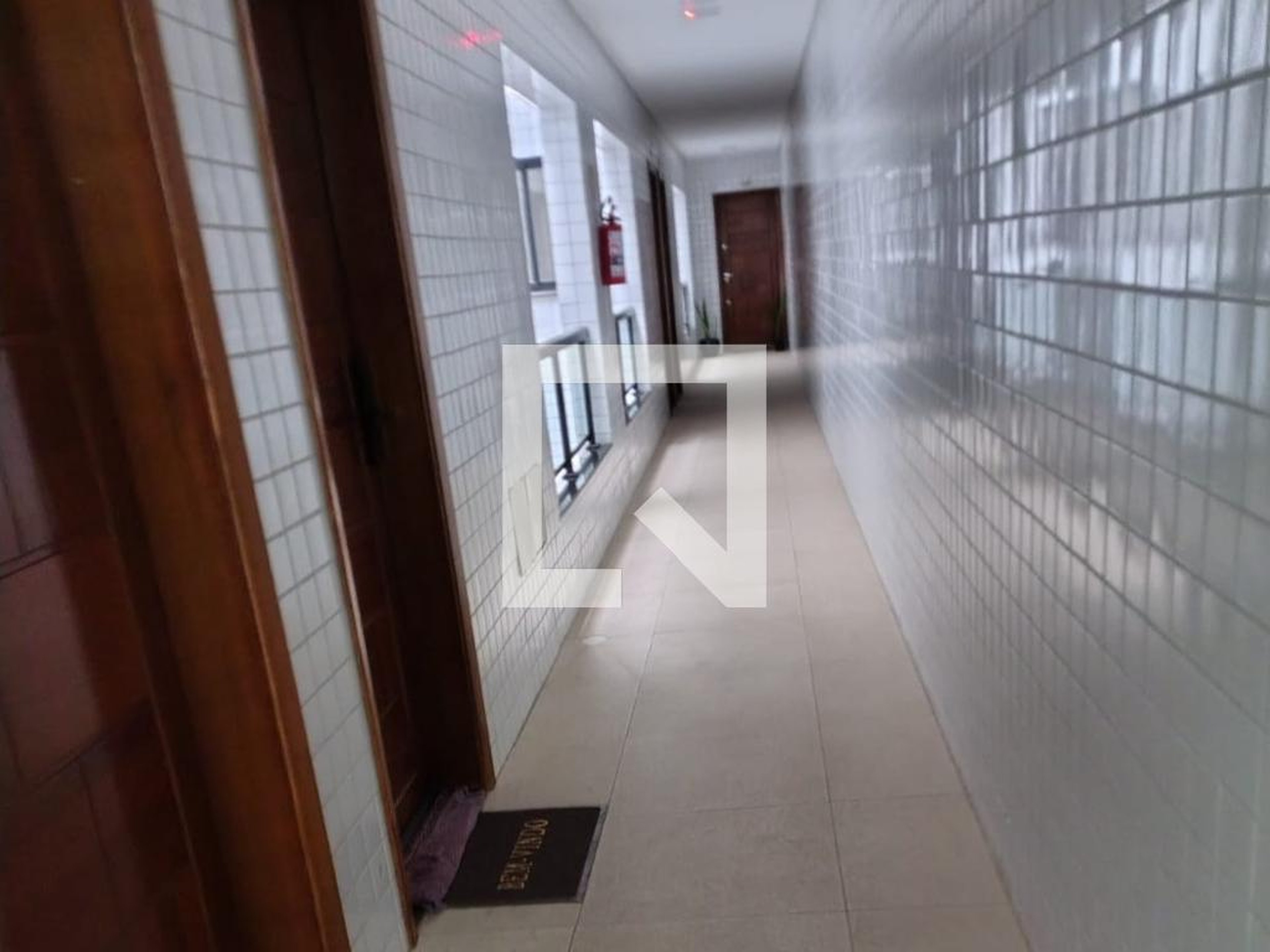 Entrada Condomínio em Rua Diego Calado, 172