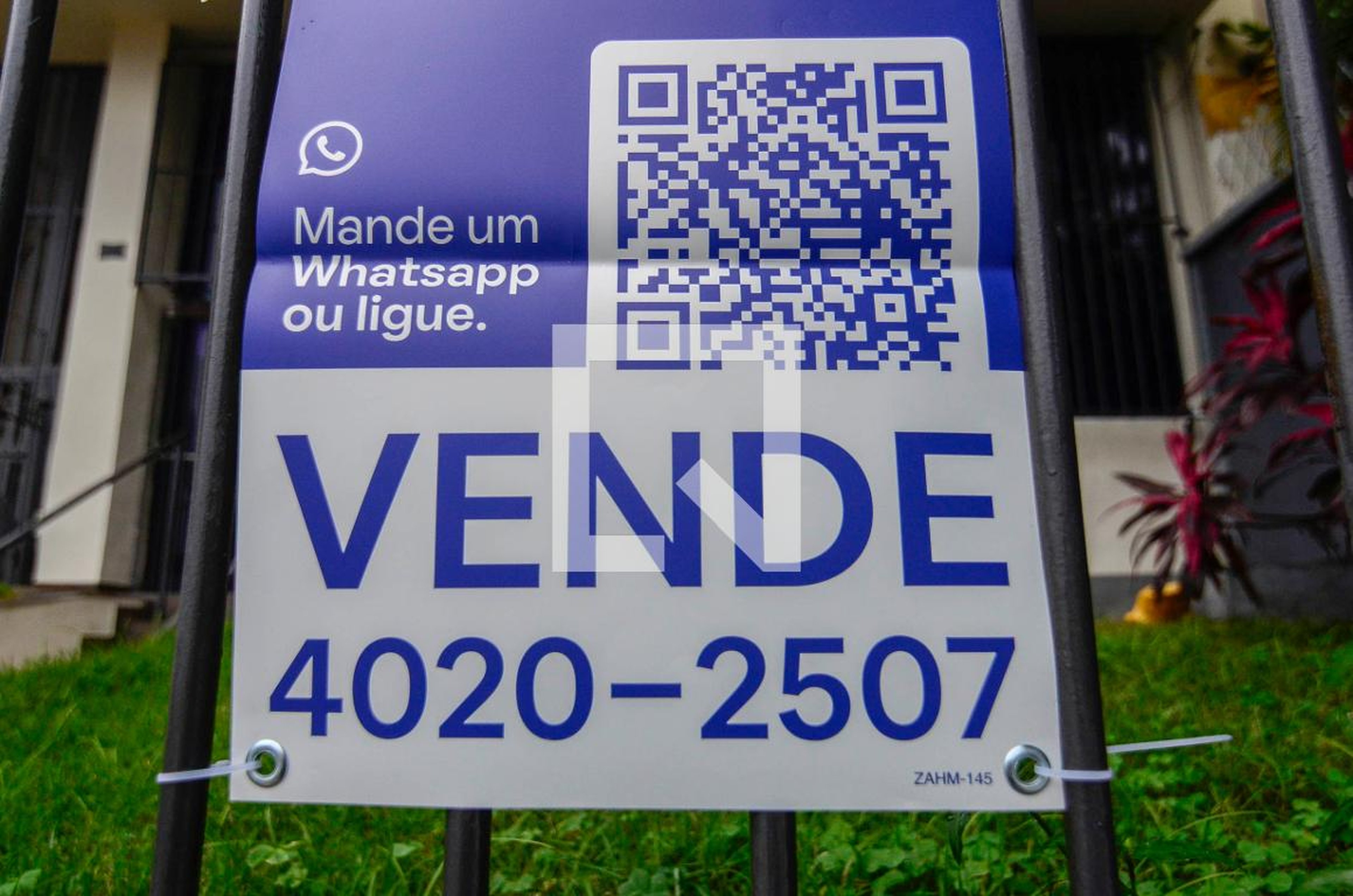 Fachada Condomínio em Rua São Francisco Xavier, 713