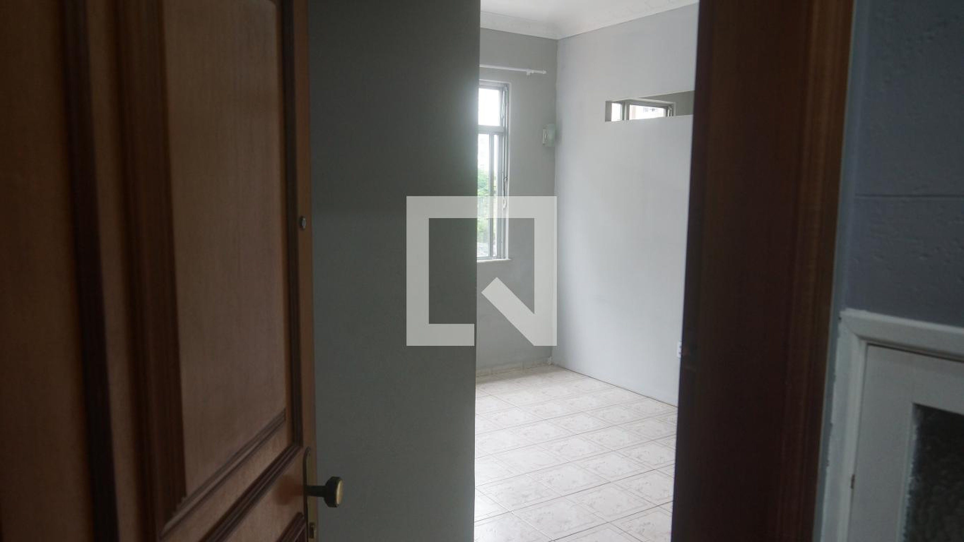 Entrada social - Edifício Benjamim Fernandes