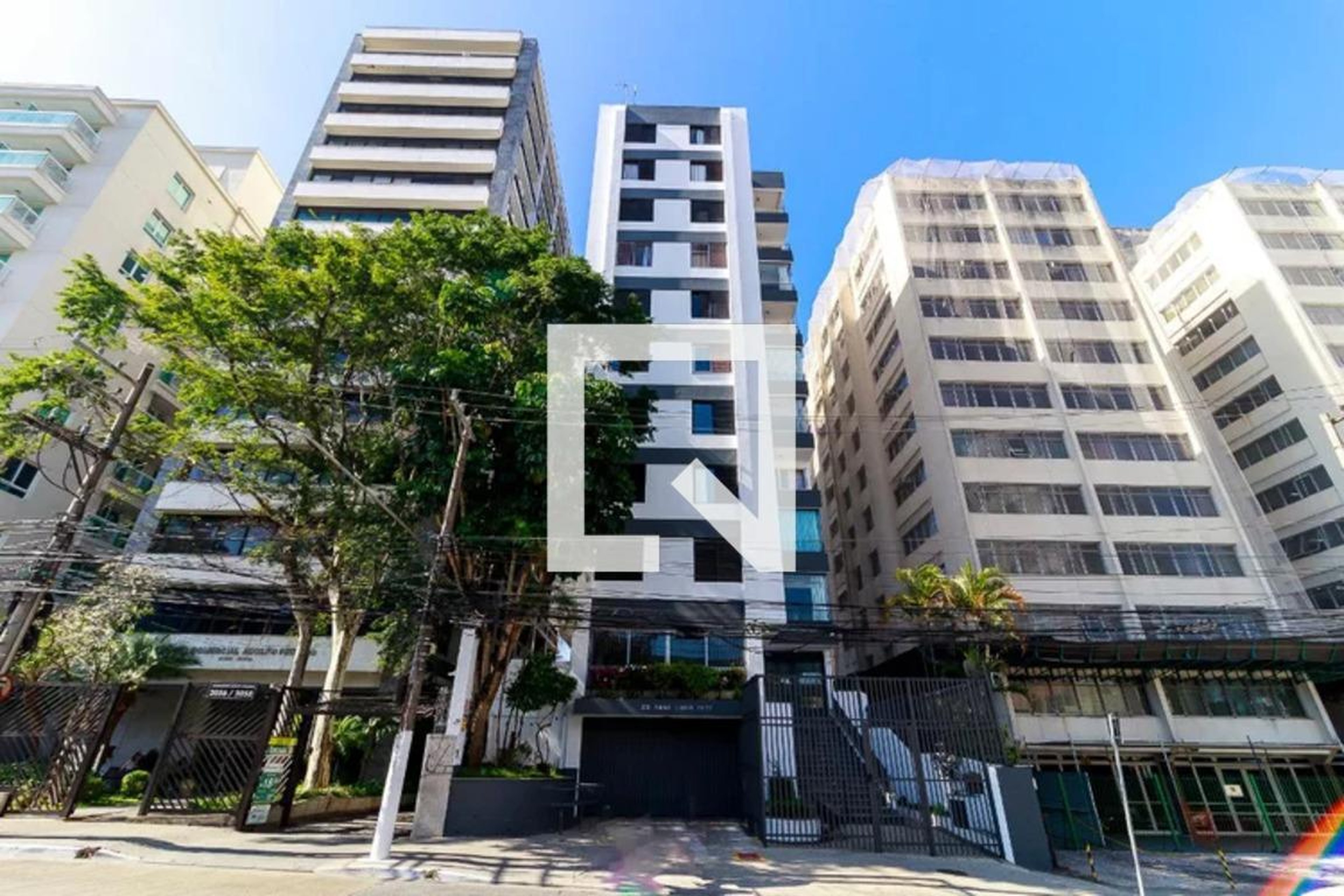 Fachada Edifício Anna Lucia