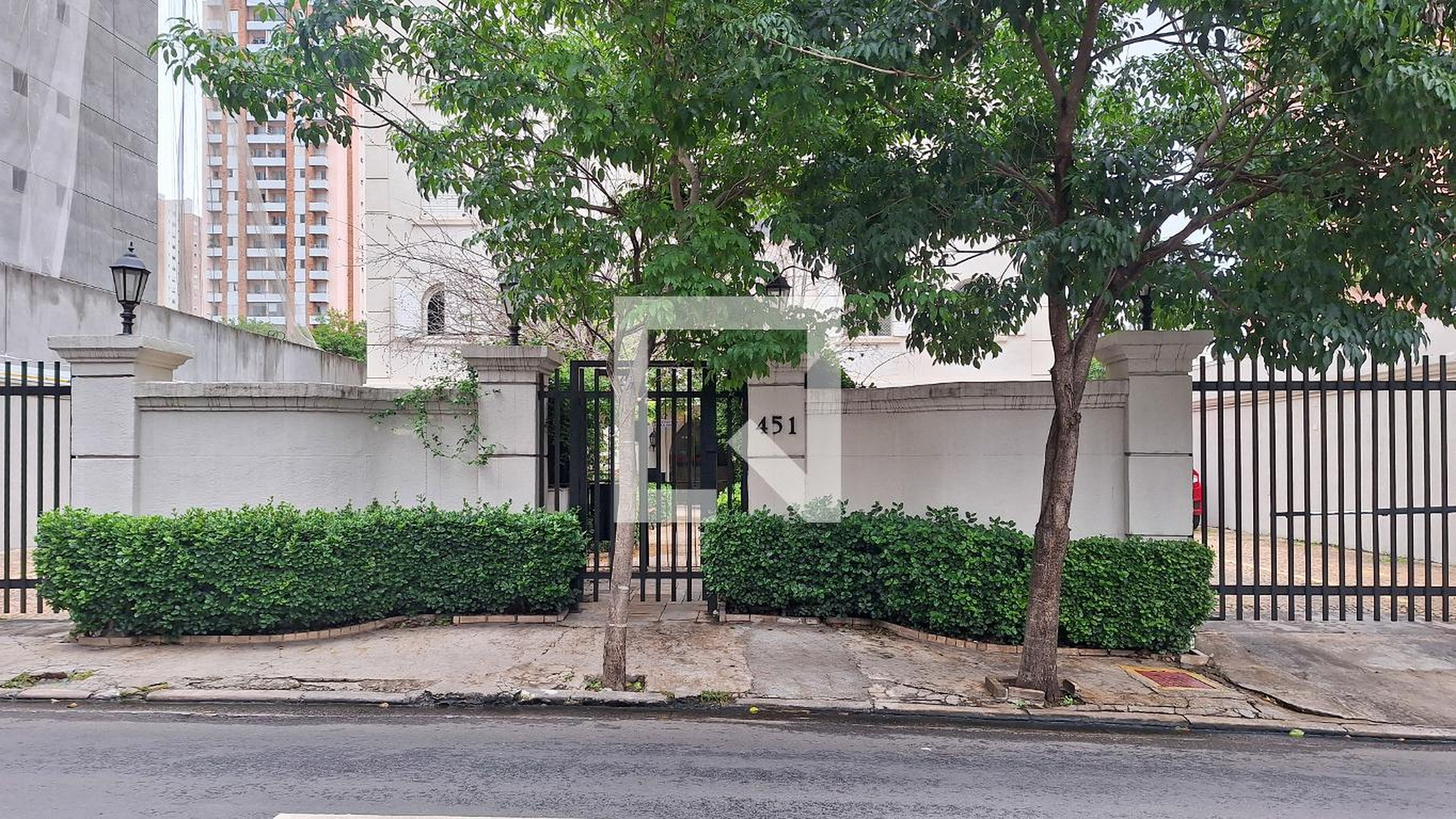 Fachada Condomínio em Avenida Doutor Cardoso de Melo, 491