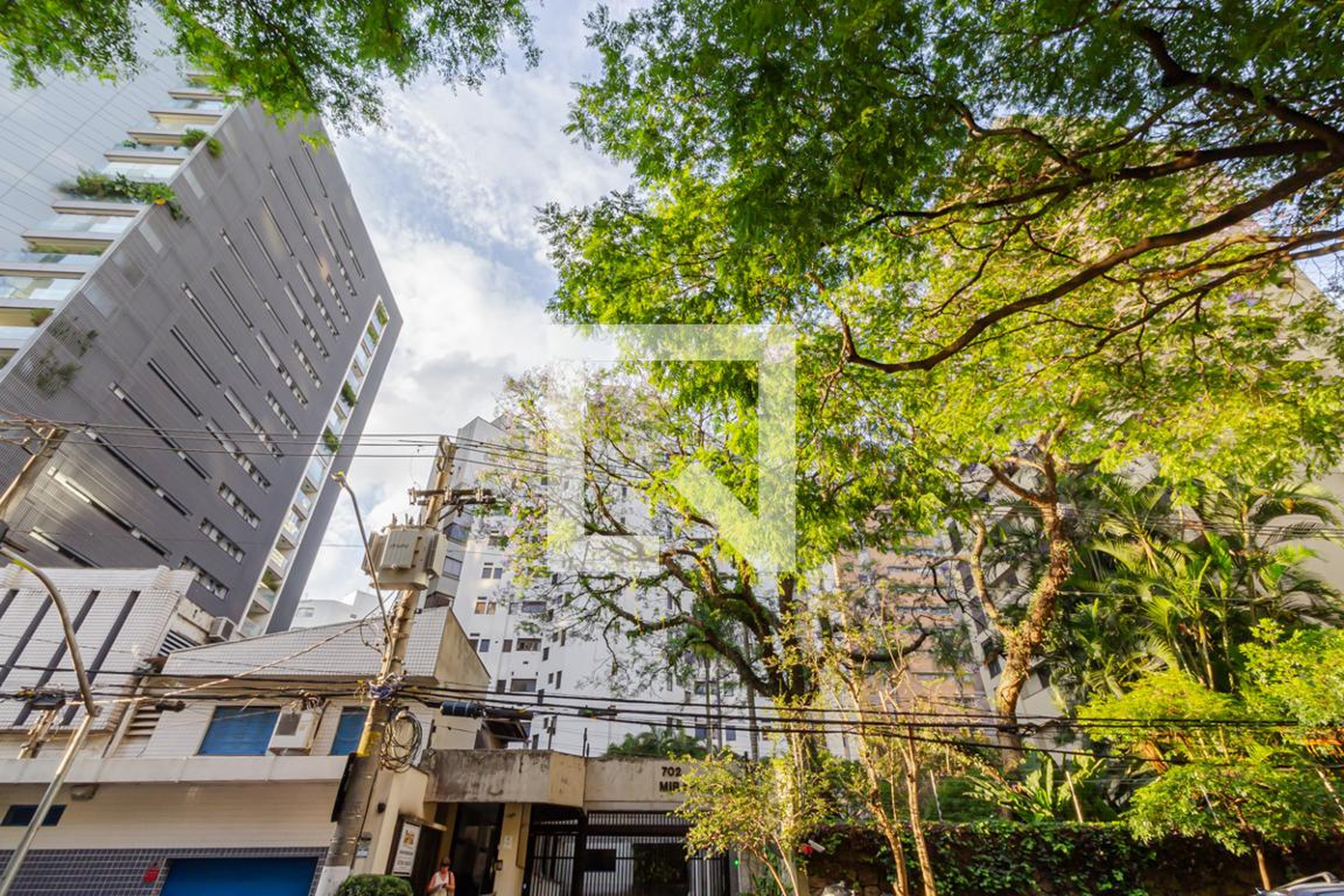 Fachada Condomínio Miraflores