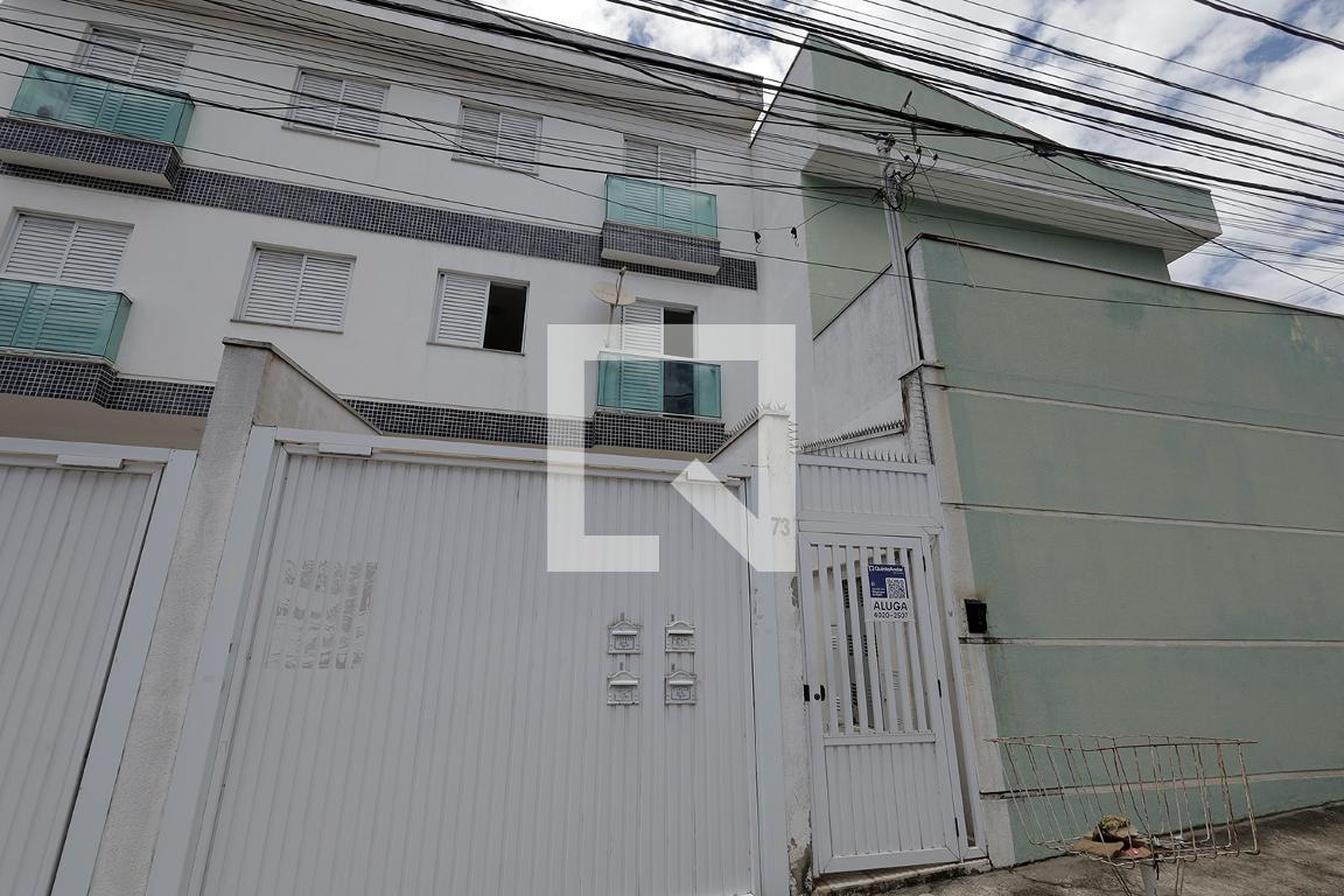 Fachada Condomínio em Rua Francisco Otaviano, 73