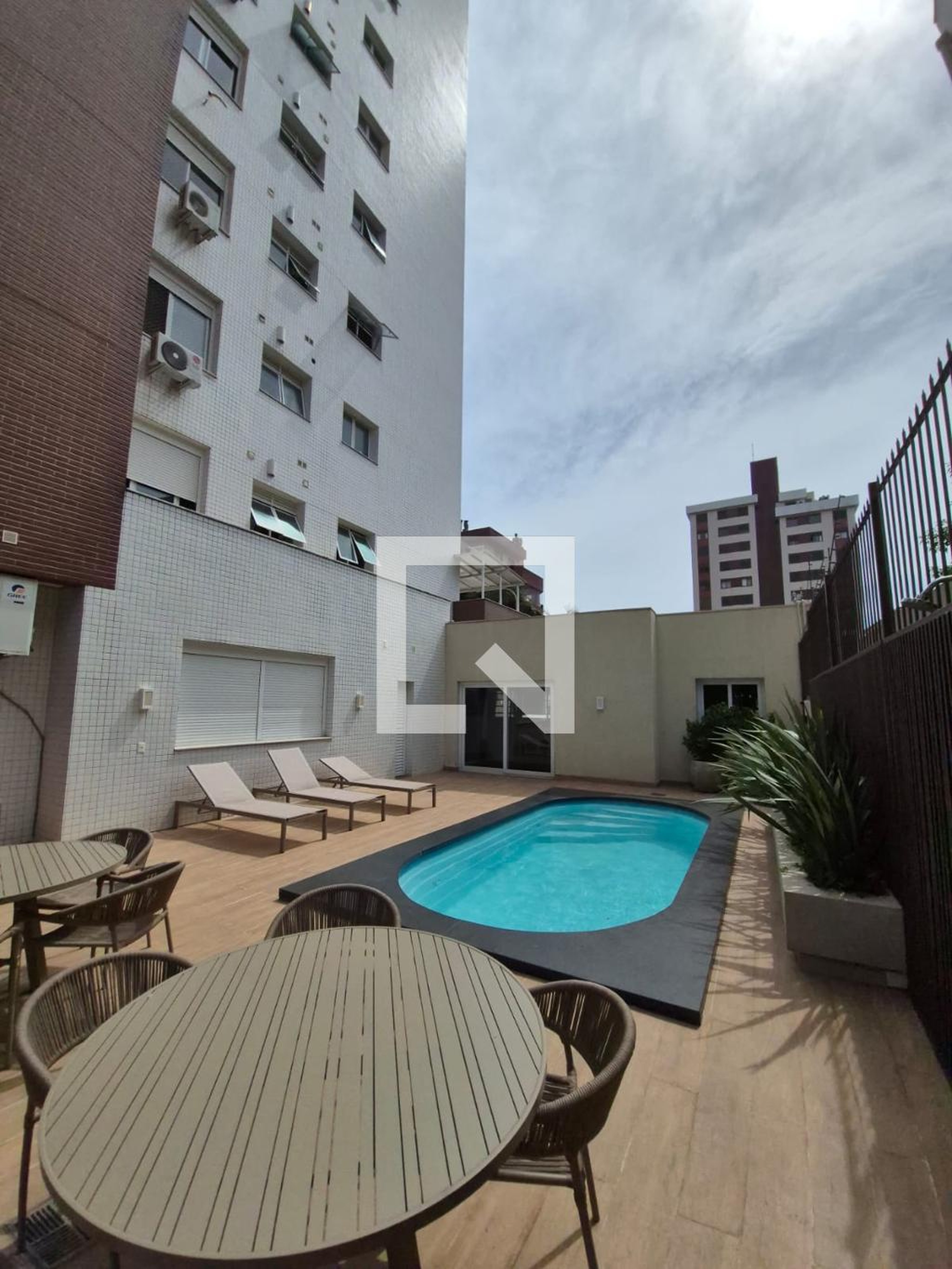 Piscina - Edifício Mosaico