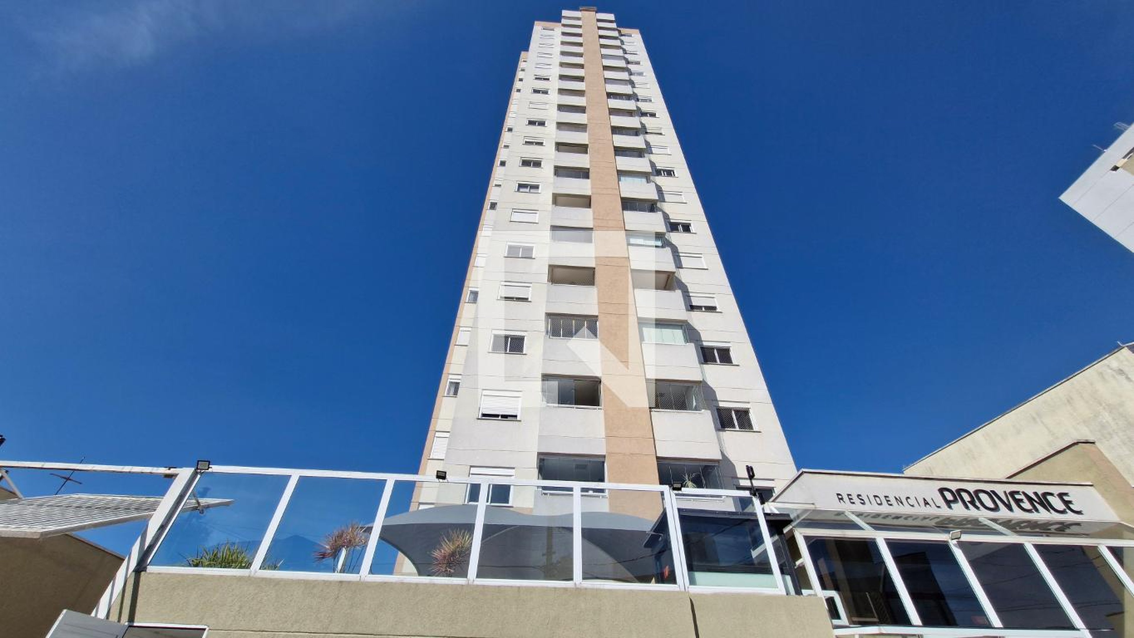 Fachada Residencial Provence