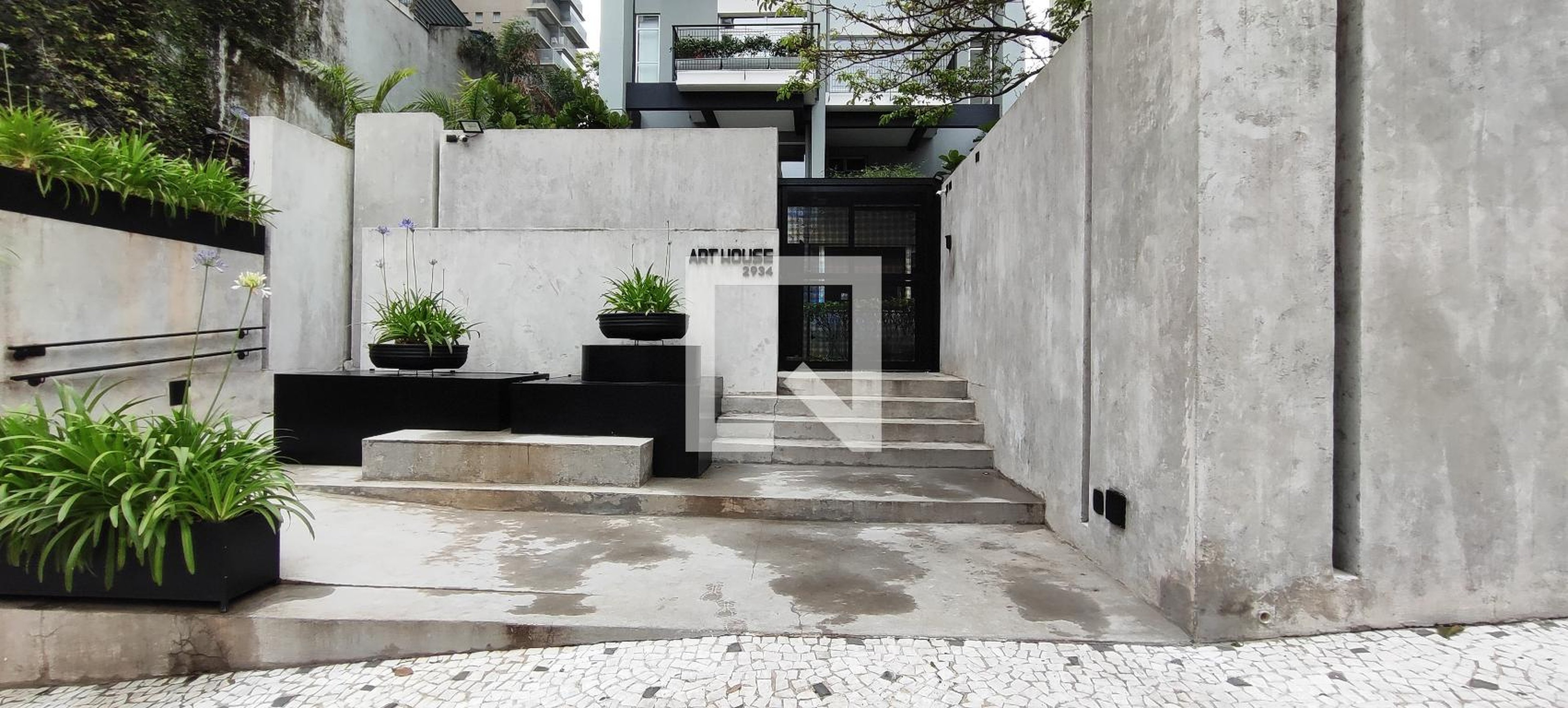 Fachada Condomínio Ed. Art House