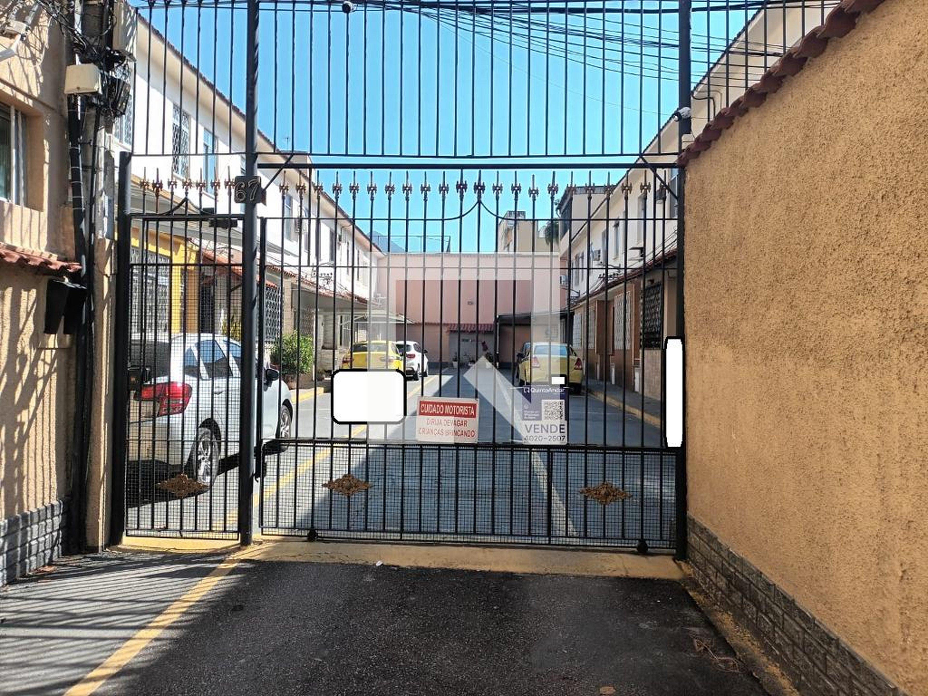 Fachada Condomínio em Rua Rocha Pita, 67